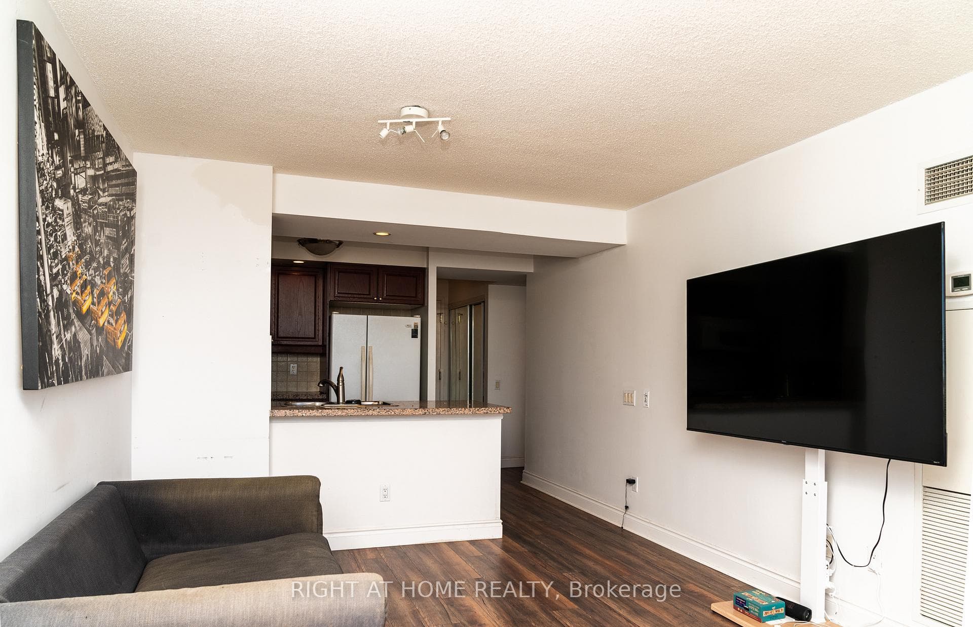 10 Northtown Way Unit 1814 photo 7