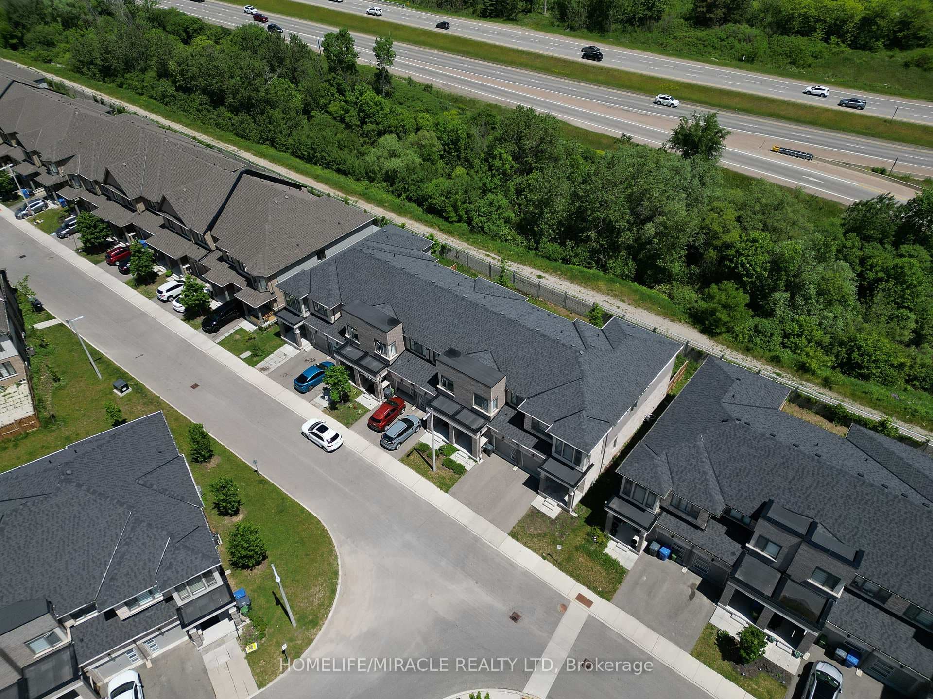 166 DEERPATH Drive Unit 32 photo 29