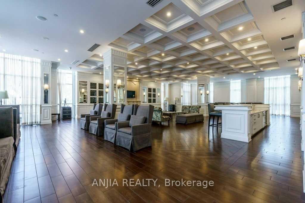 25 Greenview Avenue Unit 1026 photo 7