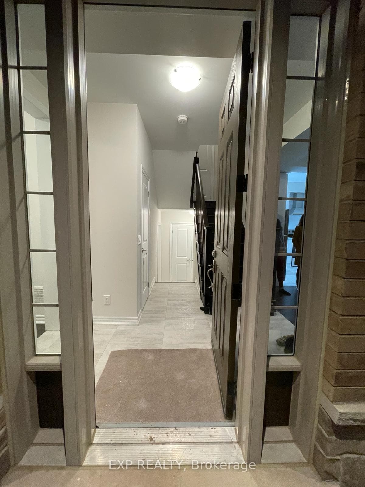 45 Stonehill Avenue photo 3