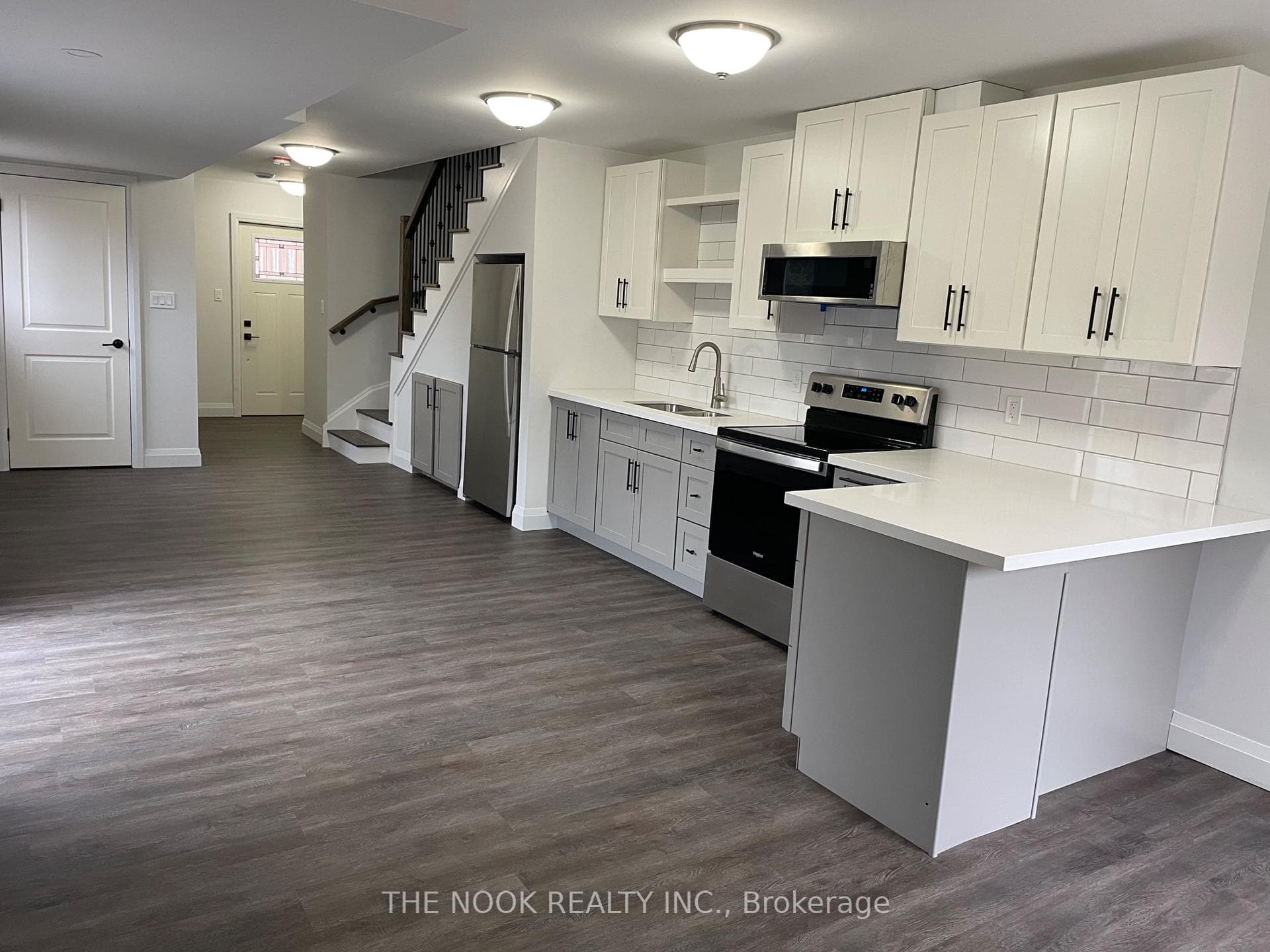 Living/Kitchen