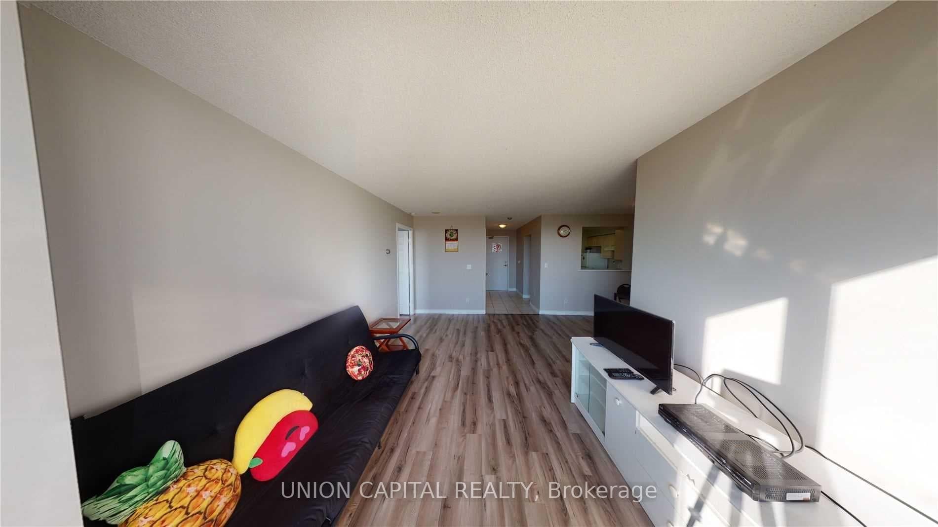 5039 Finch Avenue Unit 1906 photo 4
