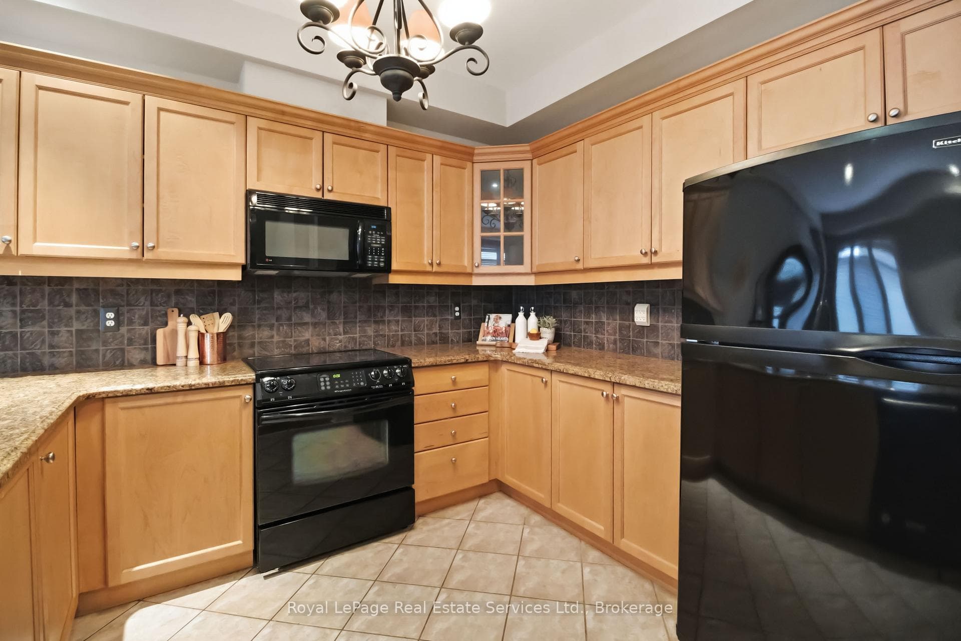 1169 Dorval Drive Unit 32 photo 11