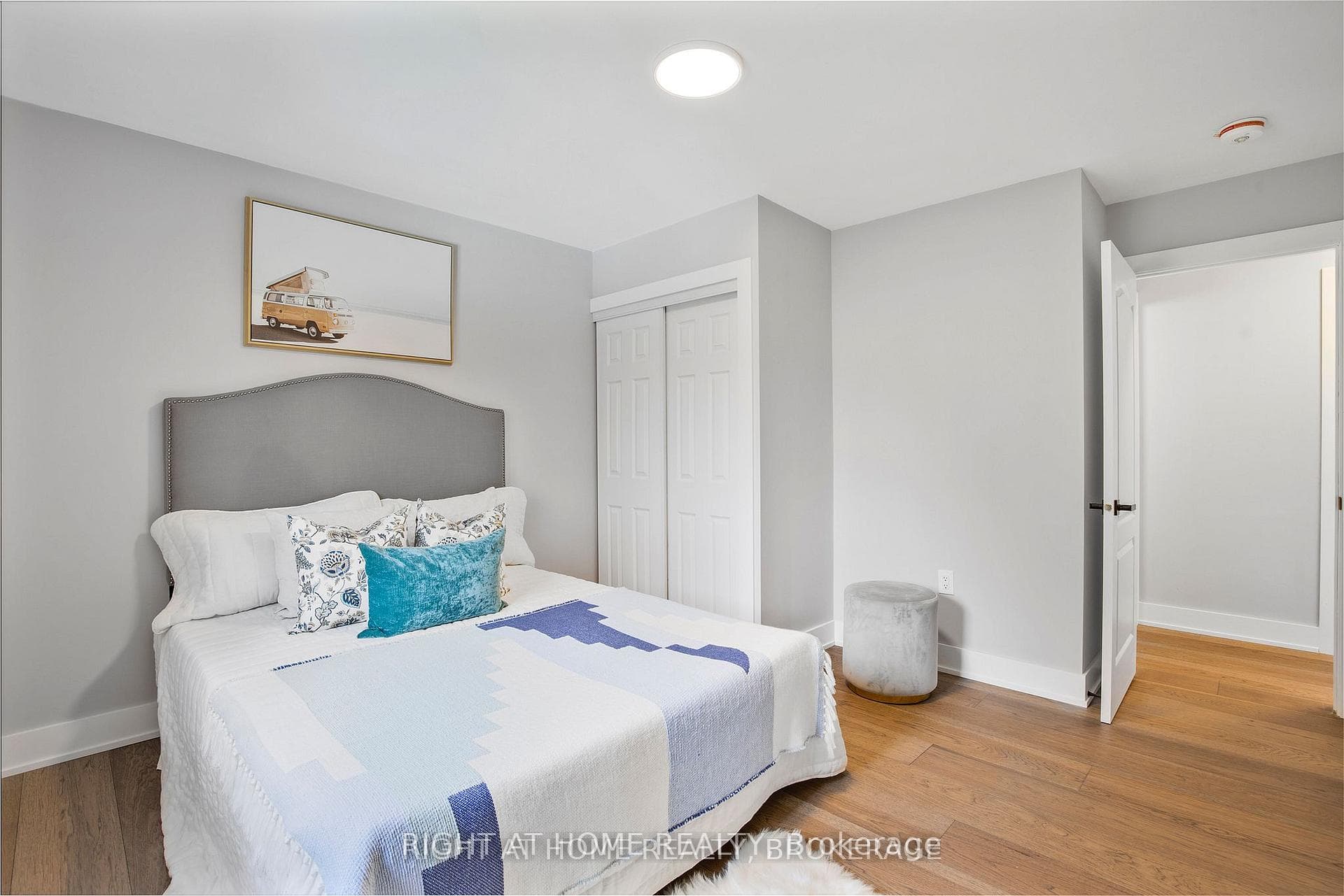 347 Mapledene Drive Unit UPPER photo 31