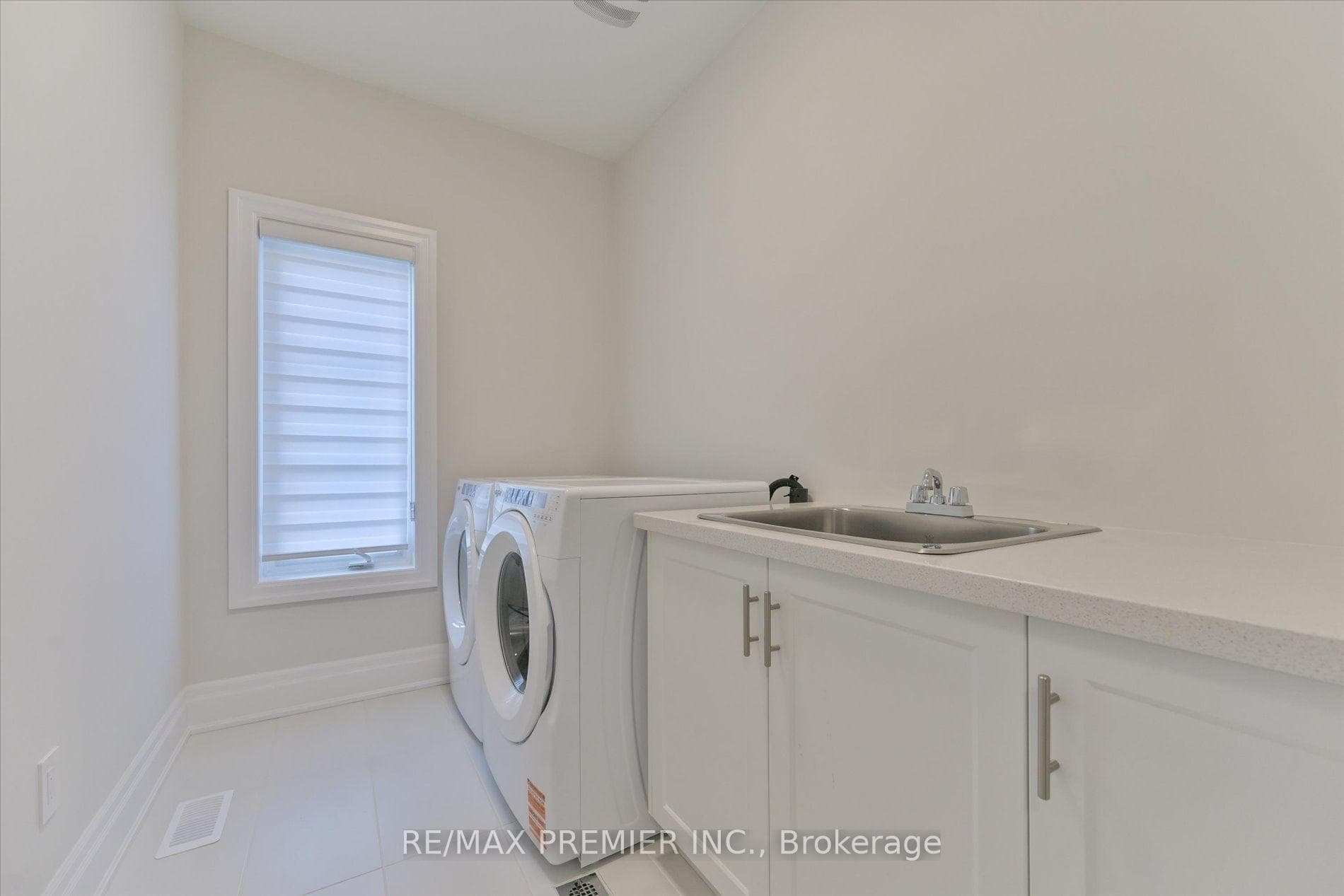 94 Sunny Acres Crescent photo 46