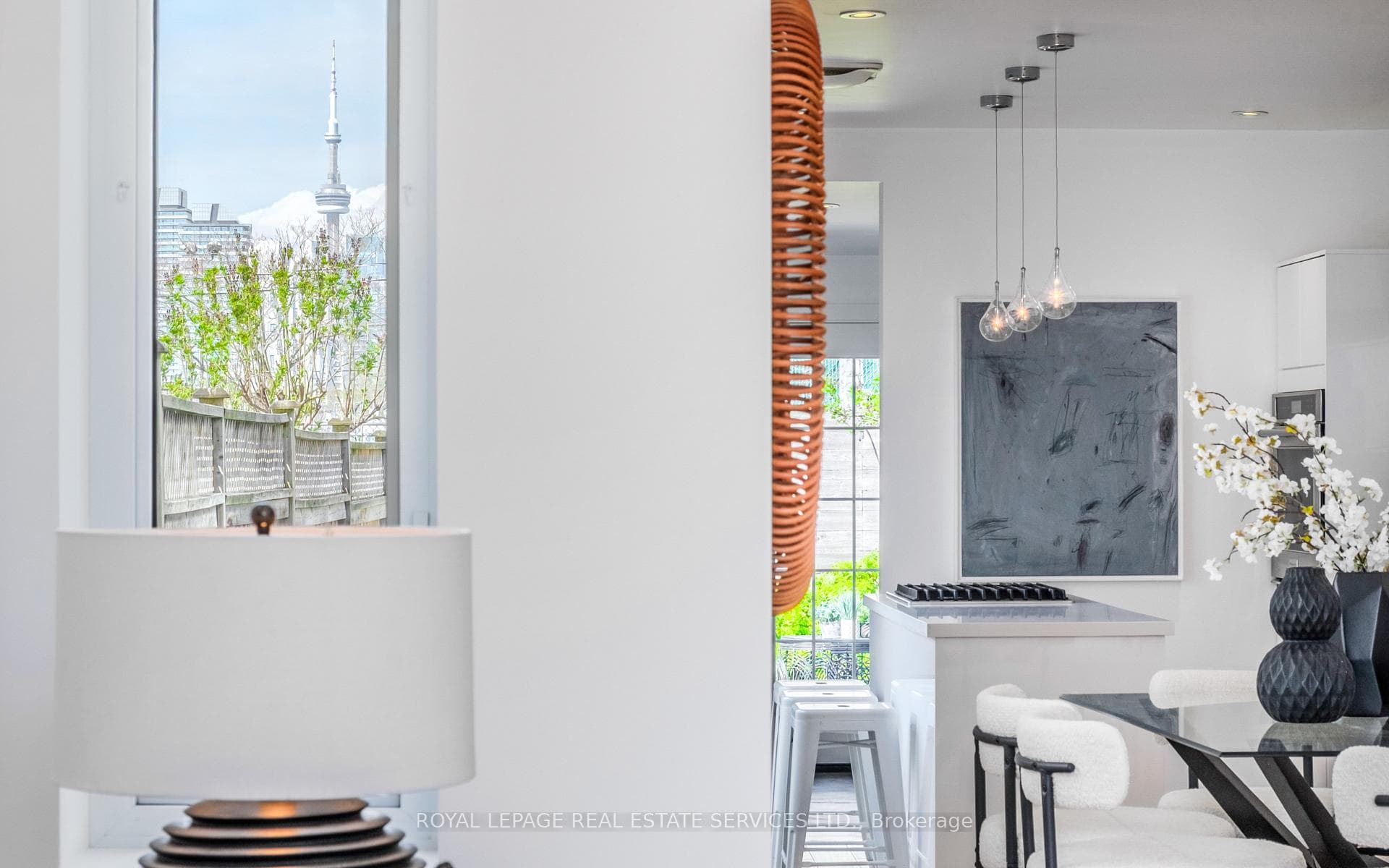 46 Logan Avenue photo 7