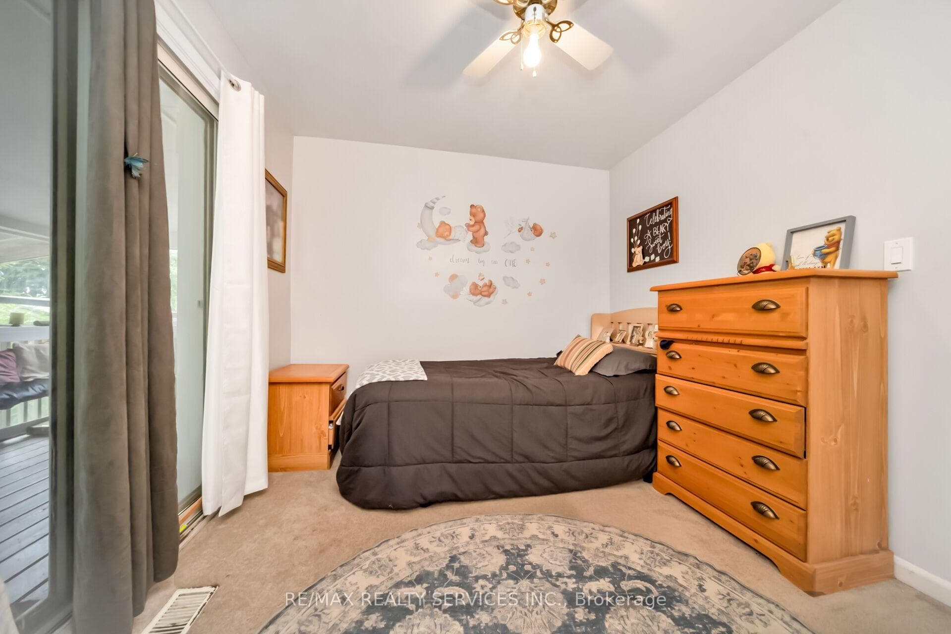 3287 Michaud Avenue photo 19