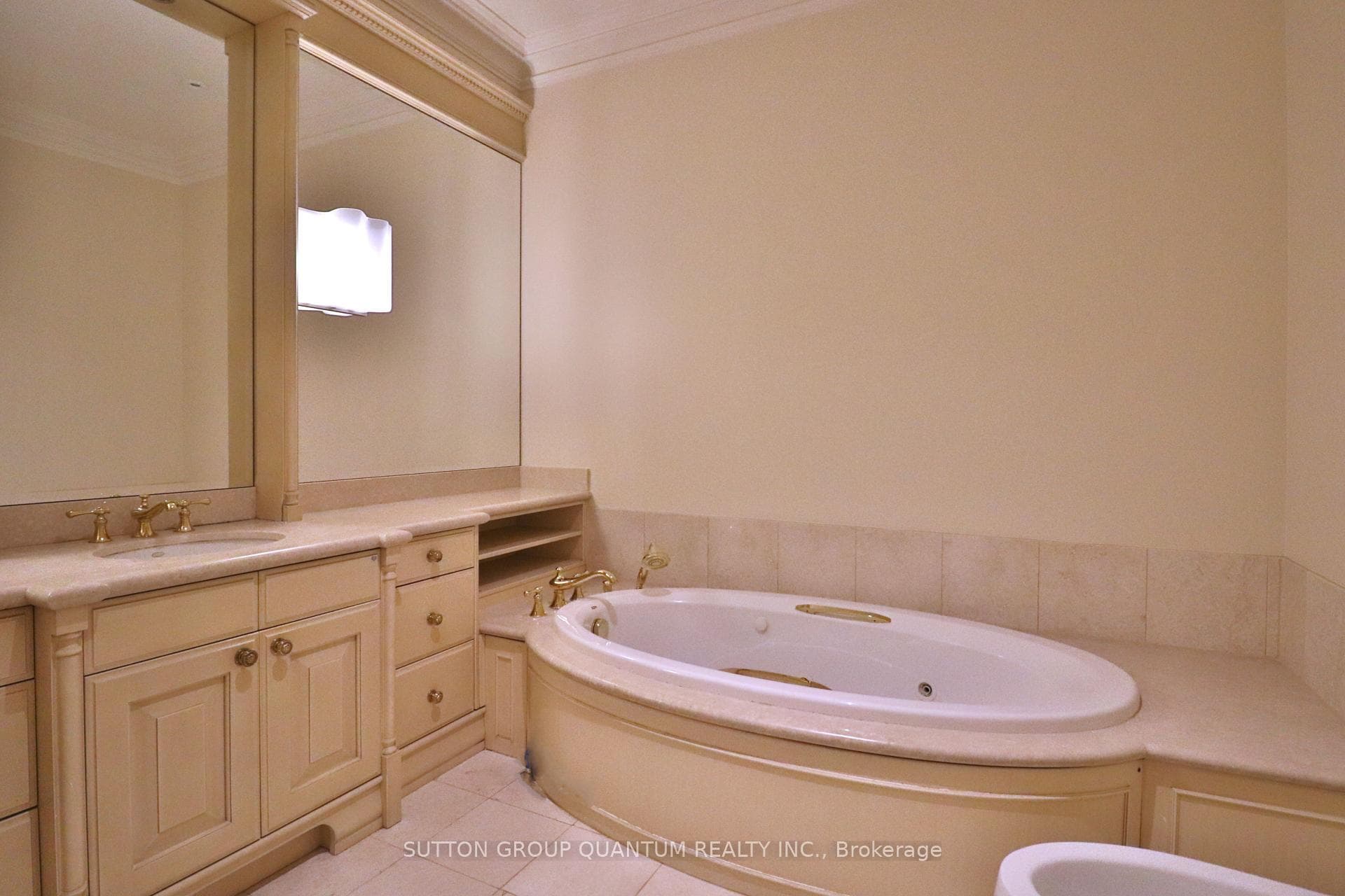 1 Post Road Unit 108 photo 17