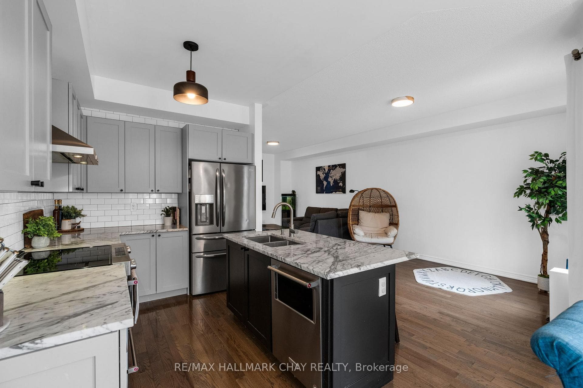 81 Greenwood Drive photo 16