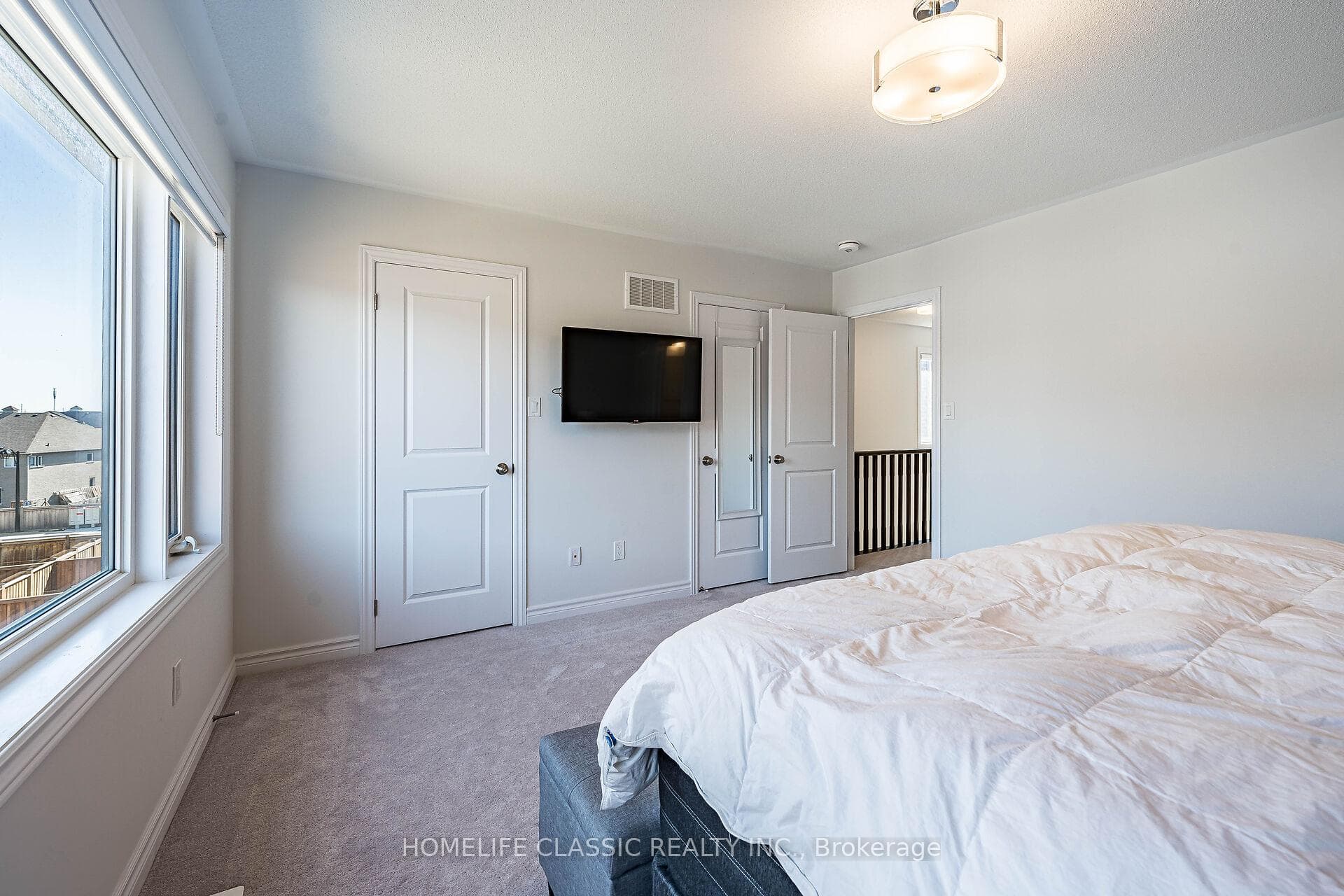 57 Douet Lane photo 35