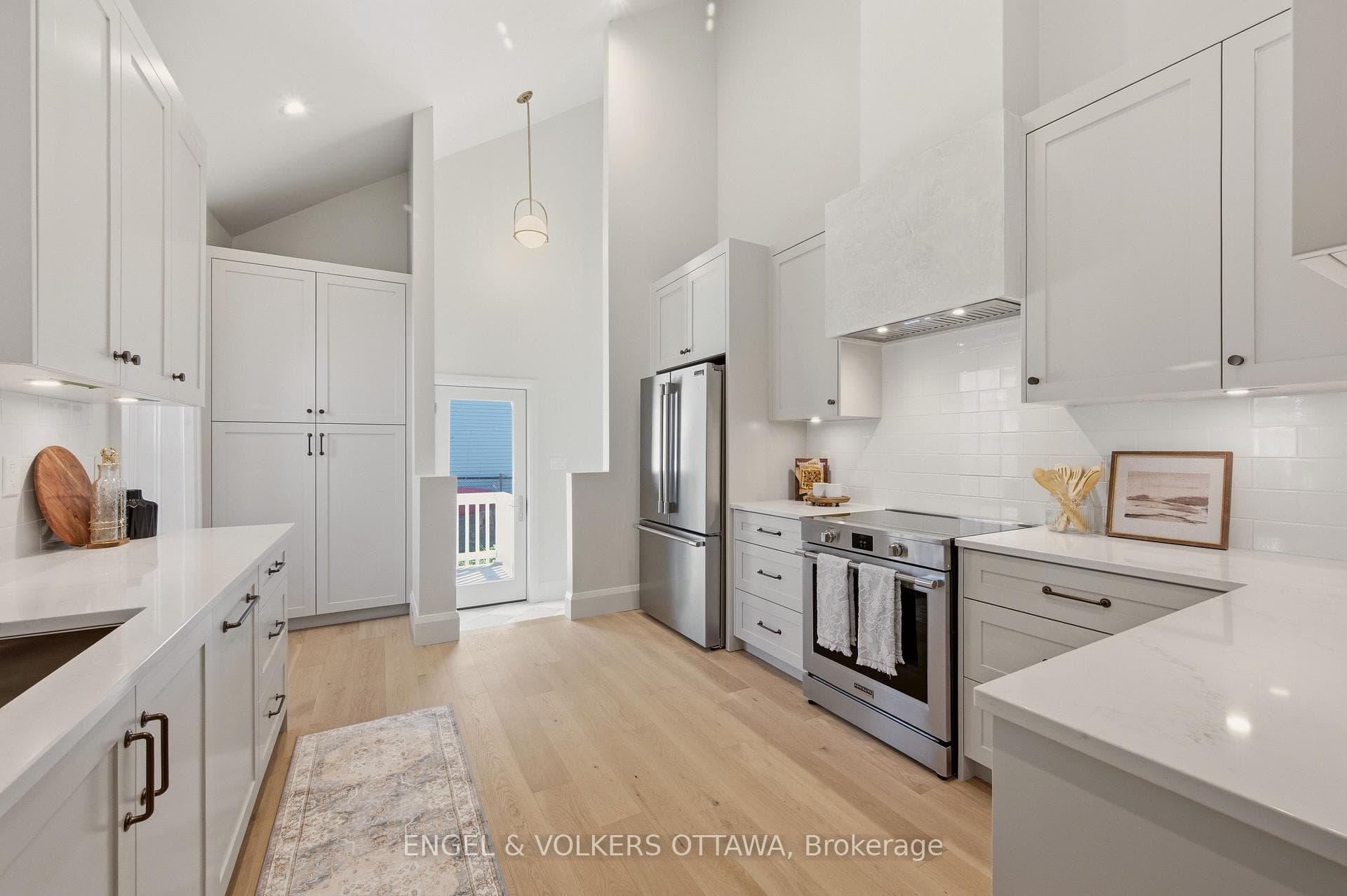 35 MacKay Street photo 15