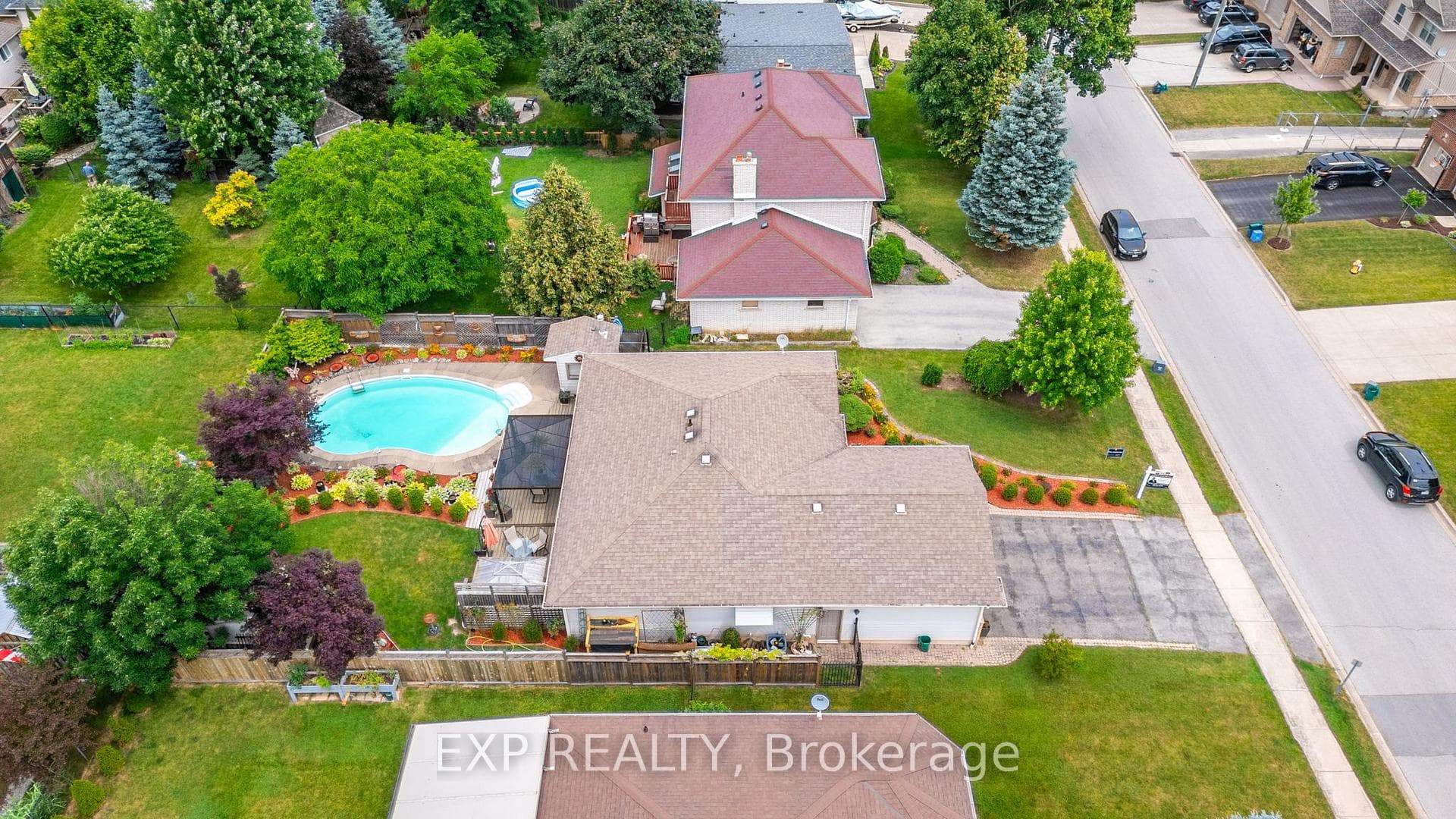 4052 Hixon Street photo 22