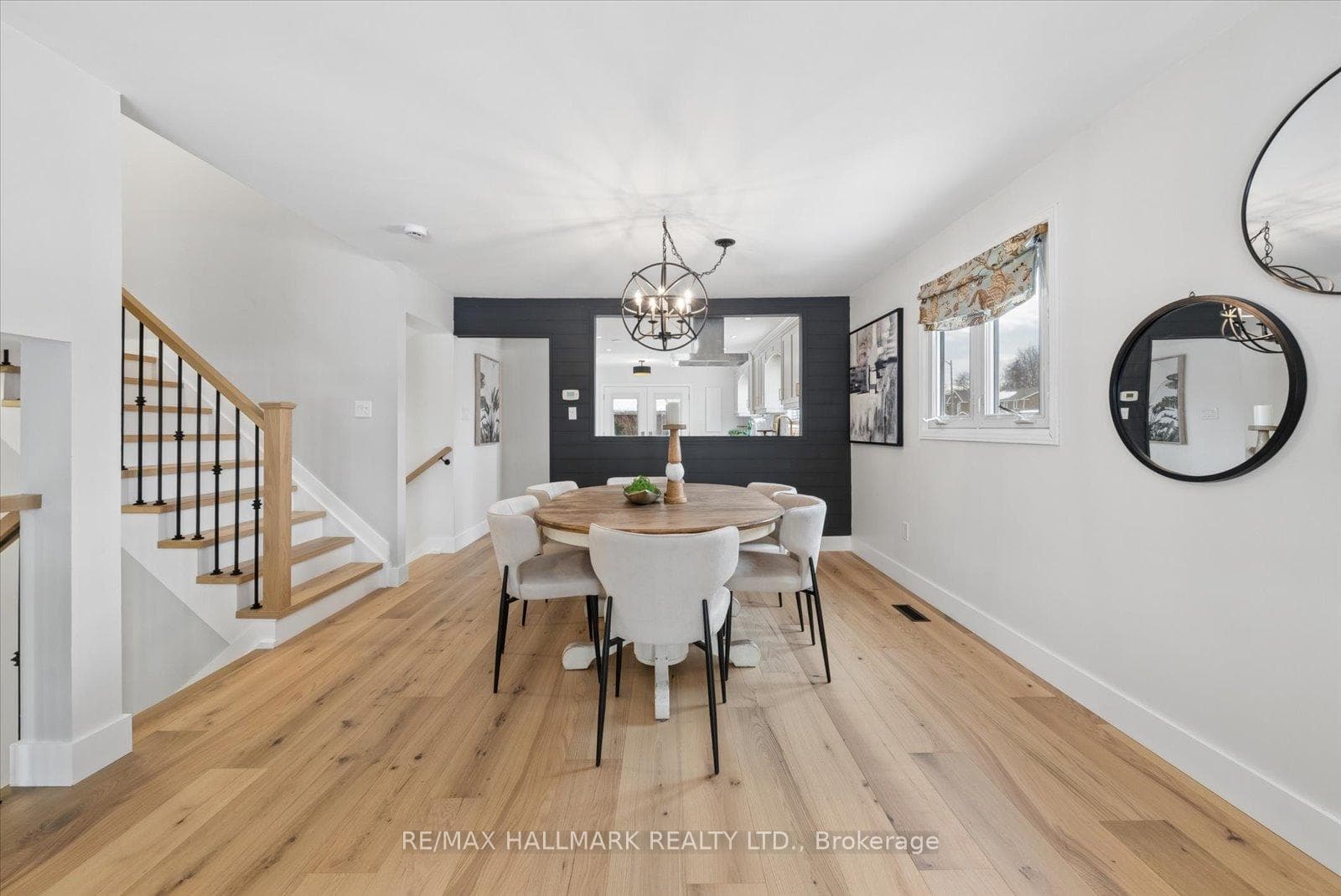233 Fincham Avenue photo 9