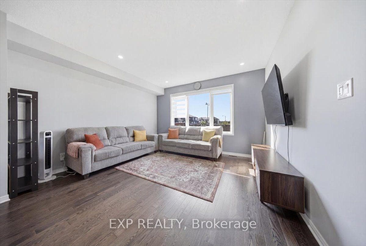 92 Riddell Street photo 9