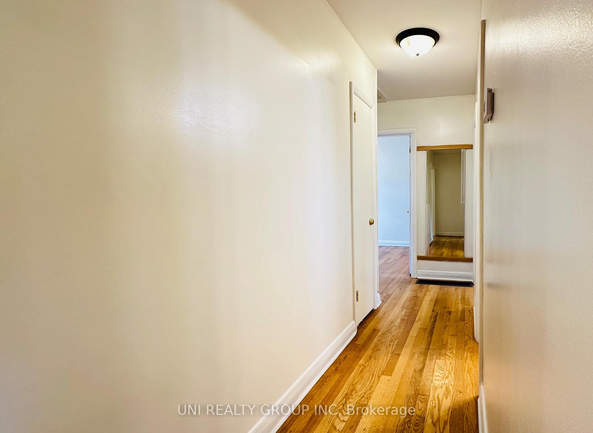 77 Meadowlands Drive photo 23