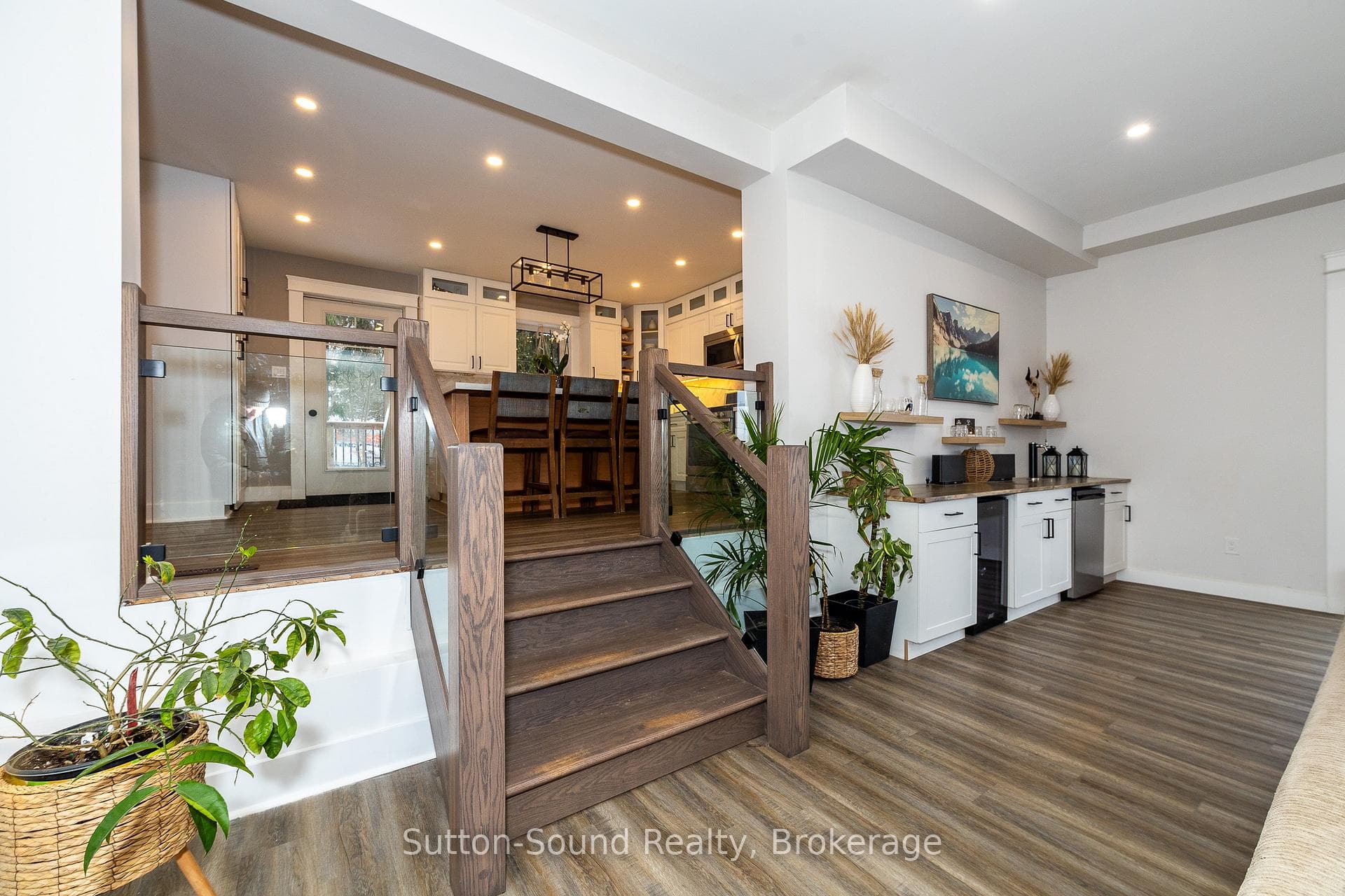 875 27th Street photo 14