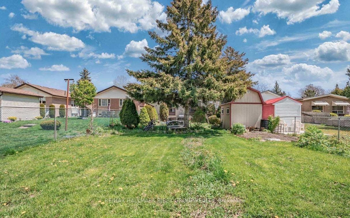 114 Haileybury Drive Unit Lower photo 10
