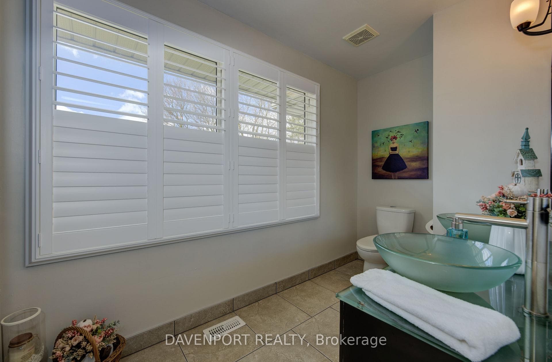 341 Henry Street photo 27
