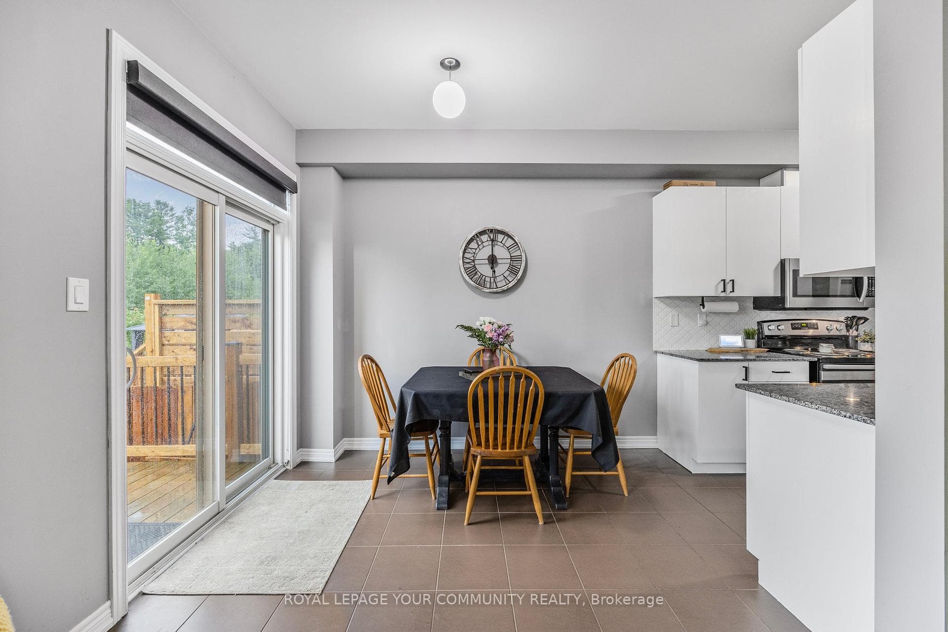 31 Greenwood Drive photo 12