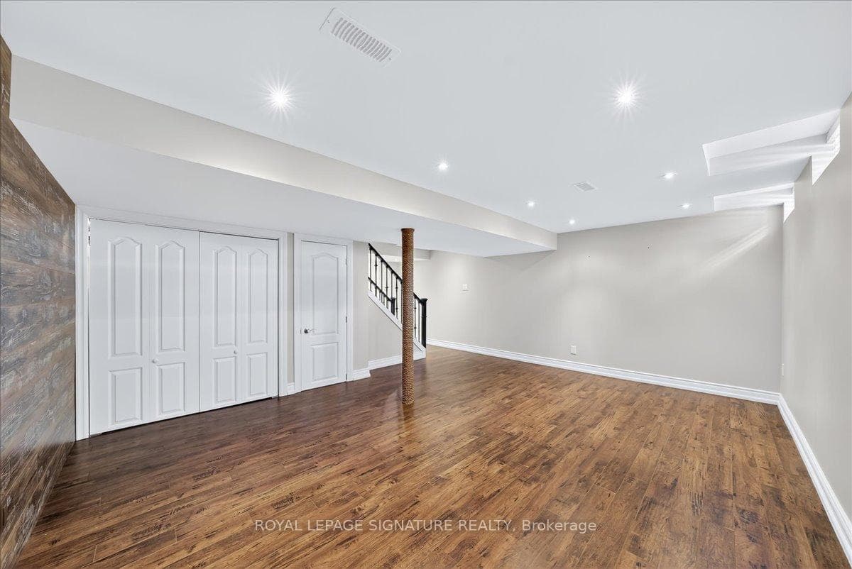 1245 Huron Court photo 32