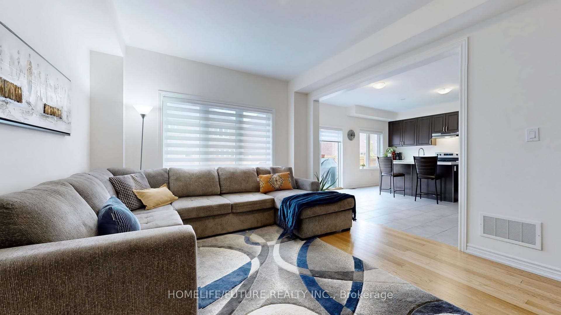 181 Douglas Kemp Crescent photo 6