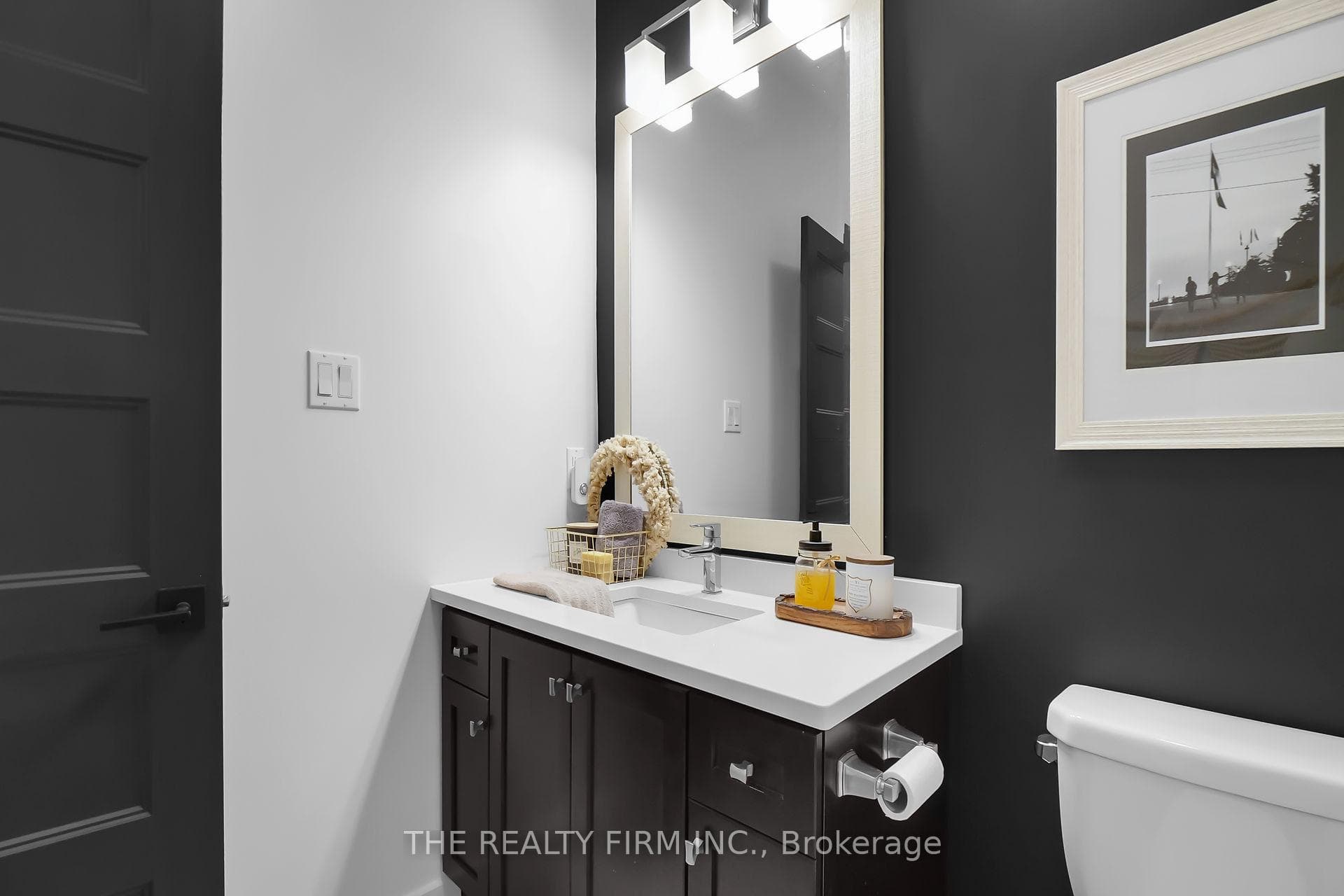 246 Snyders Avenue photo 22
