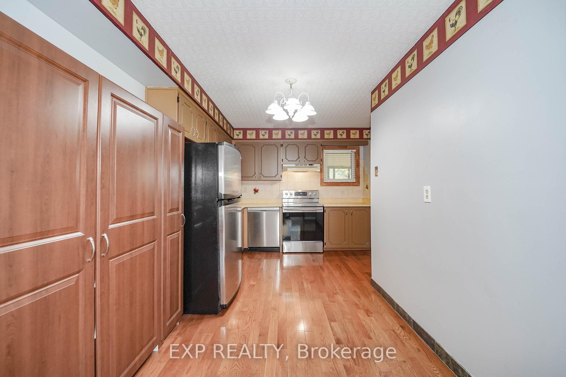46 Chalmers Crescent photo 6