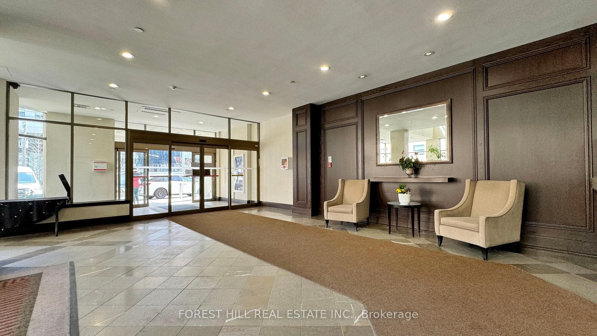 30 Greenfield Avenue Unit 1114 photo 2