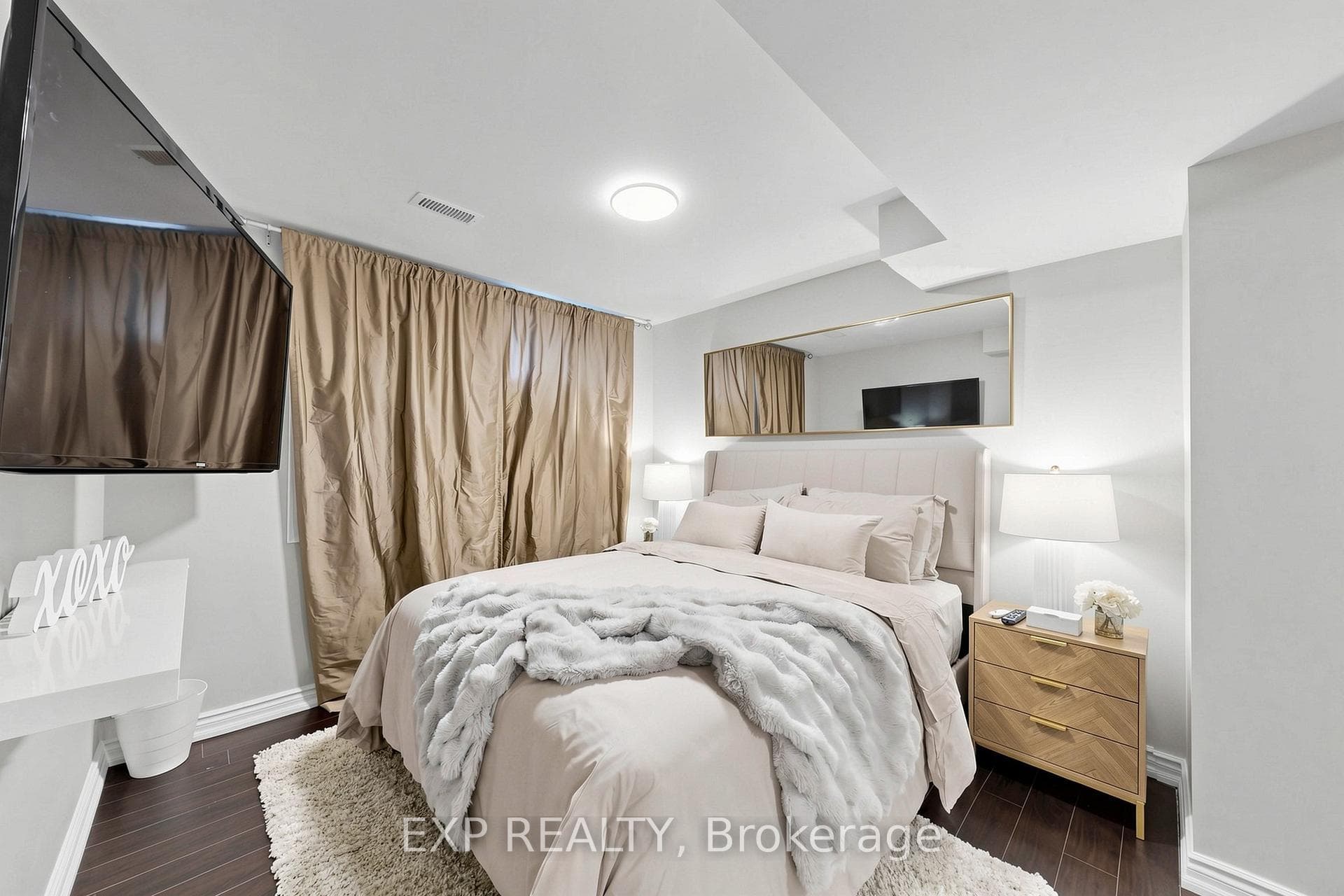 1865 Woodview Avenue Unit Bsmt photo 17