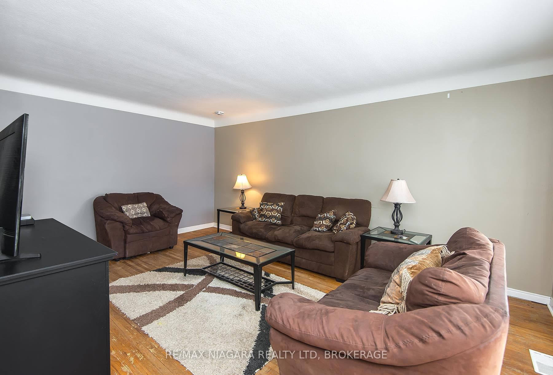 3840 Dorchester Road photo 6