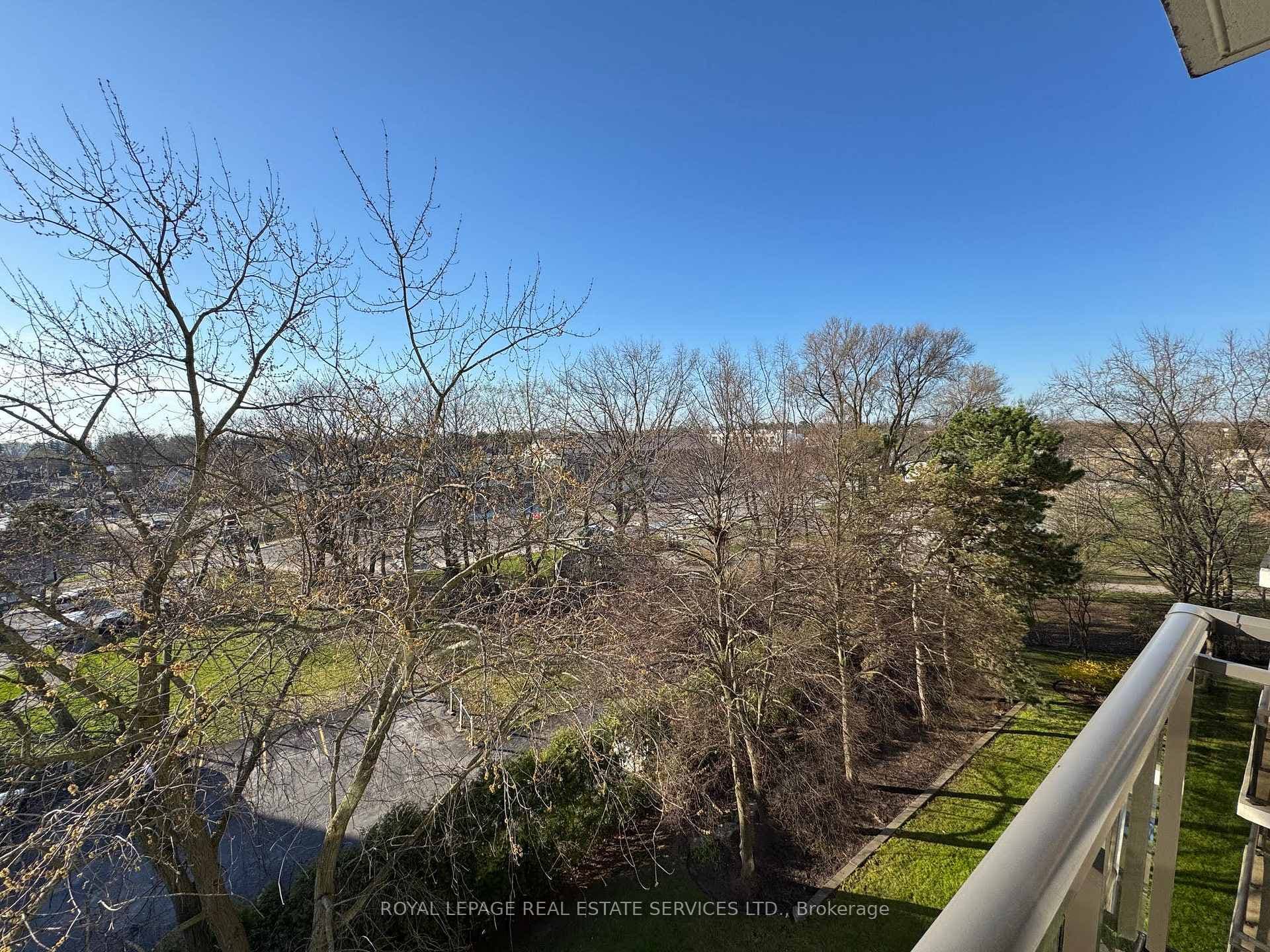 View from Balcony. Overlooks Trafalgar Park.