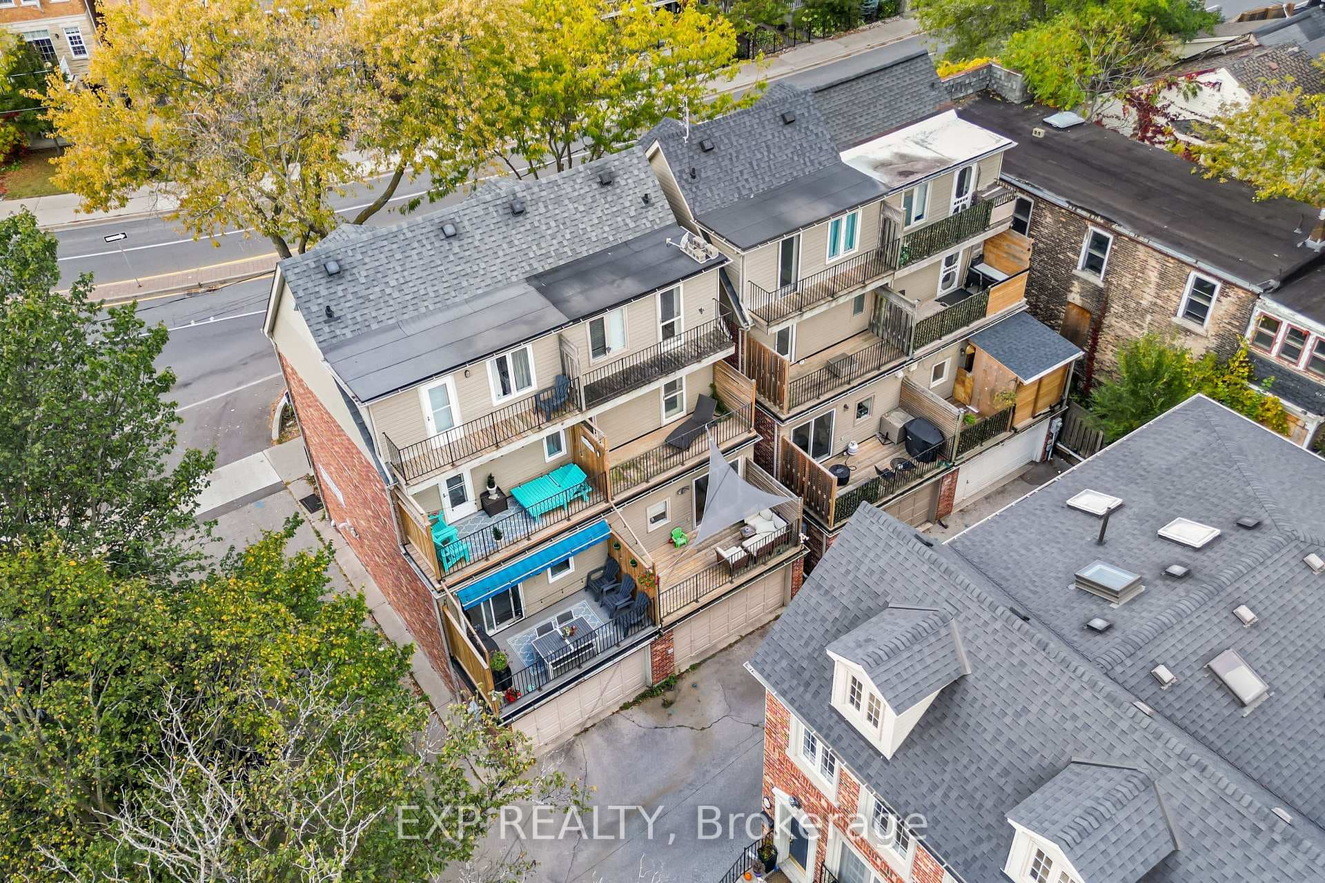 65 Woodbine Avenue photo 32