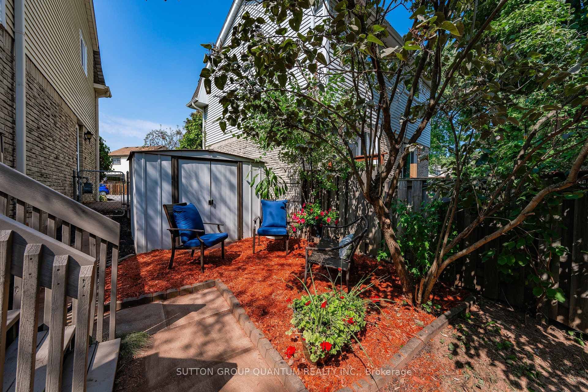 1144 Jamesway Boulevard photo 33
