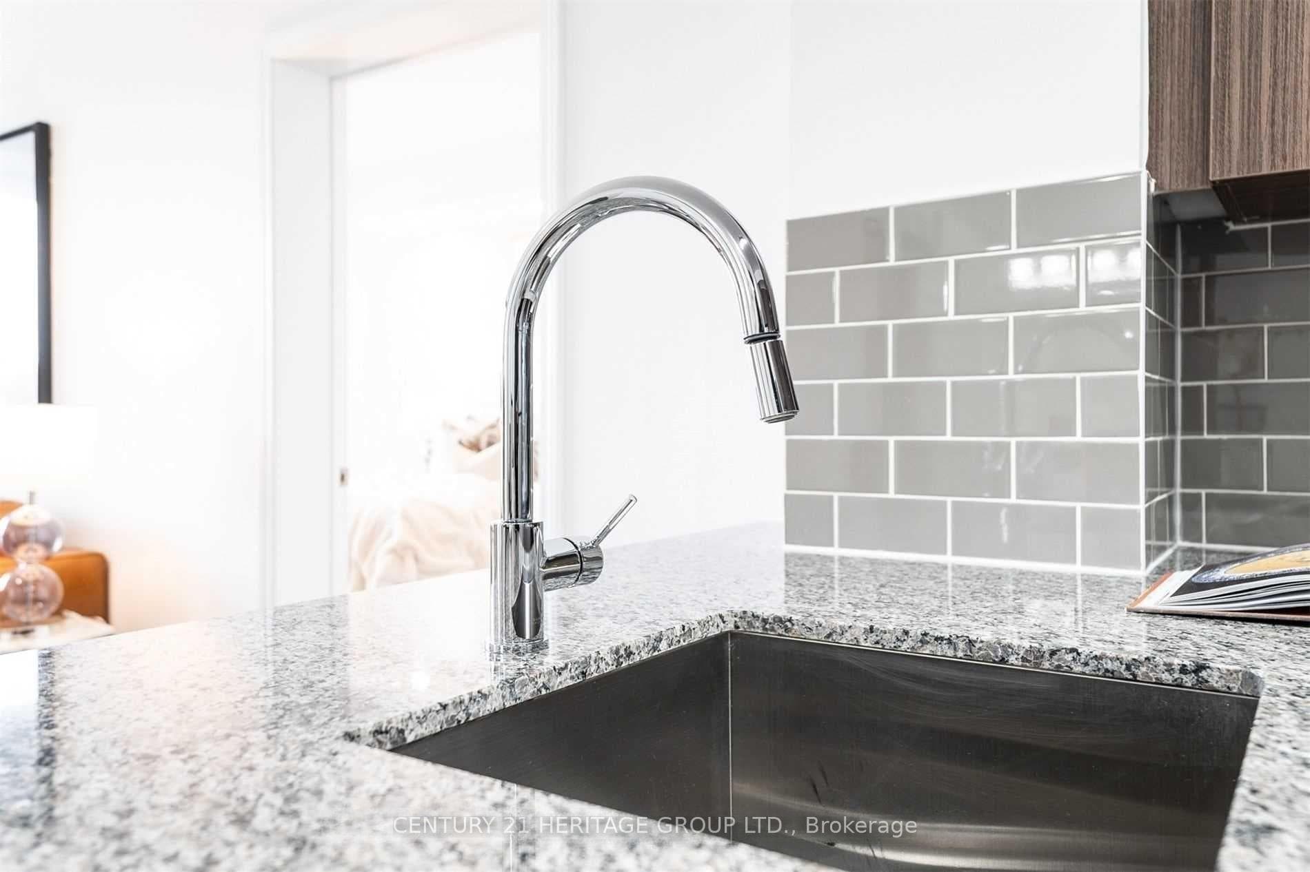 11611 Yonge Street Unit 319 photo 16