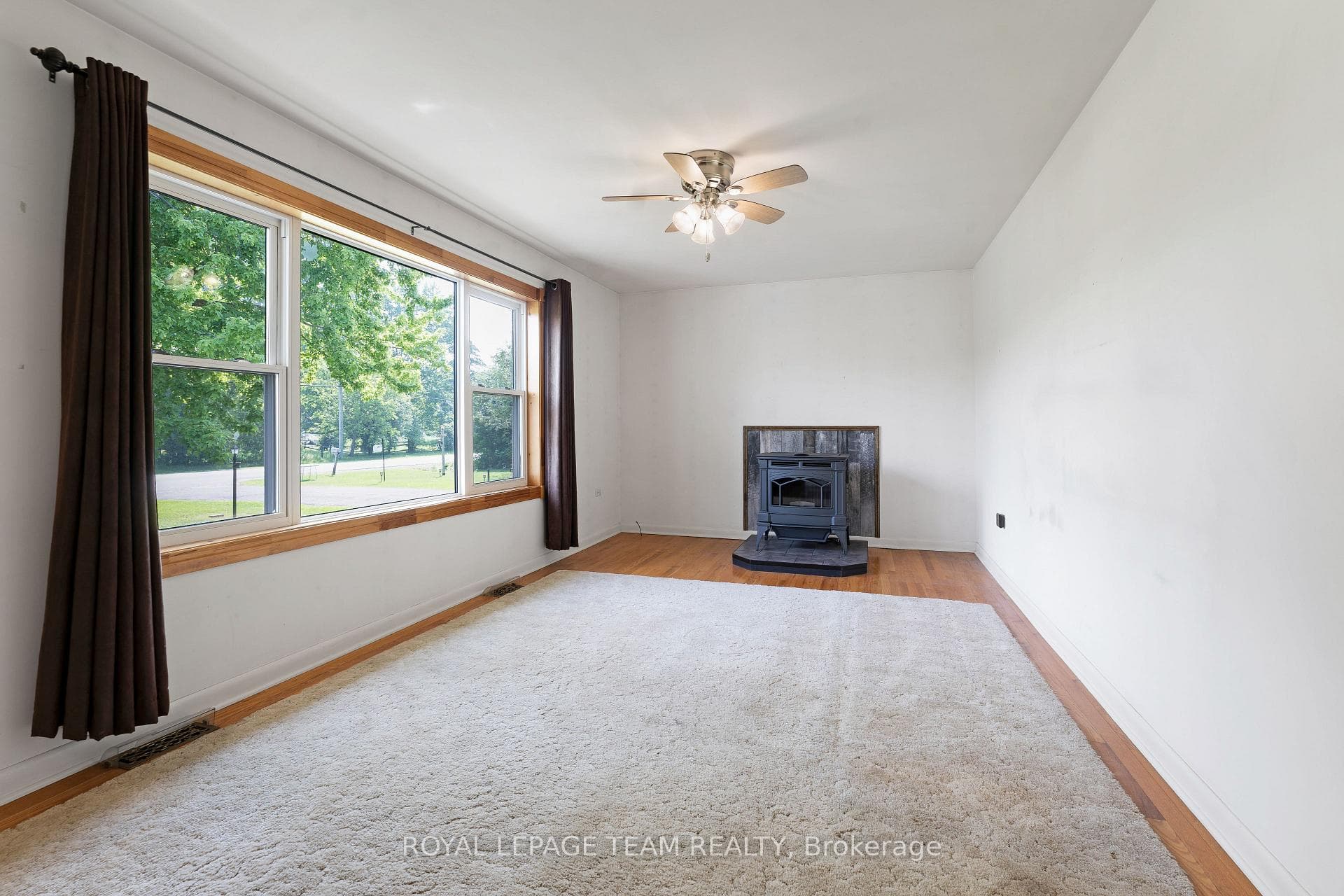396 Townline Road photo 19