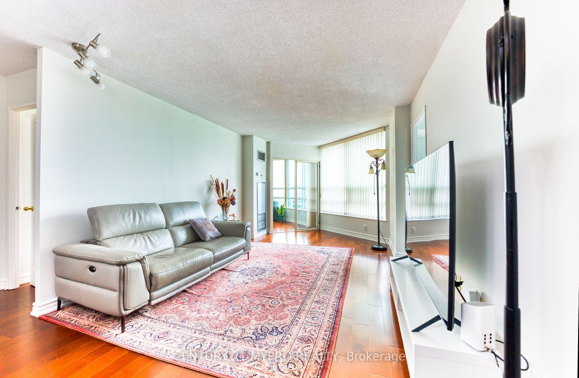 7805 Bayview Avenue Unit #1325 photo 17