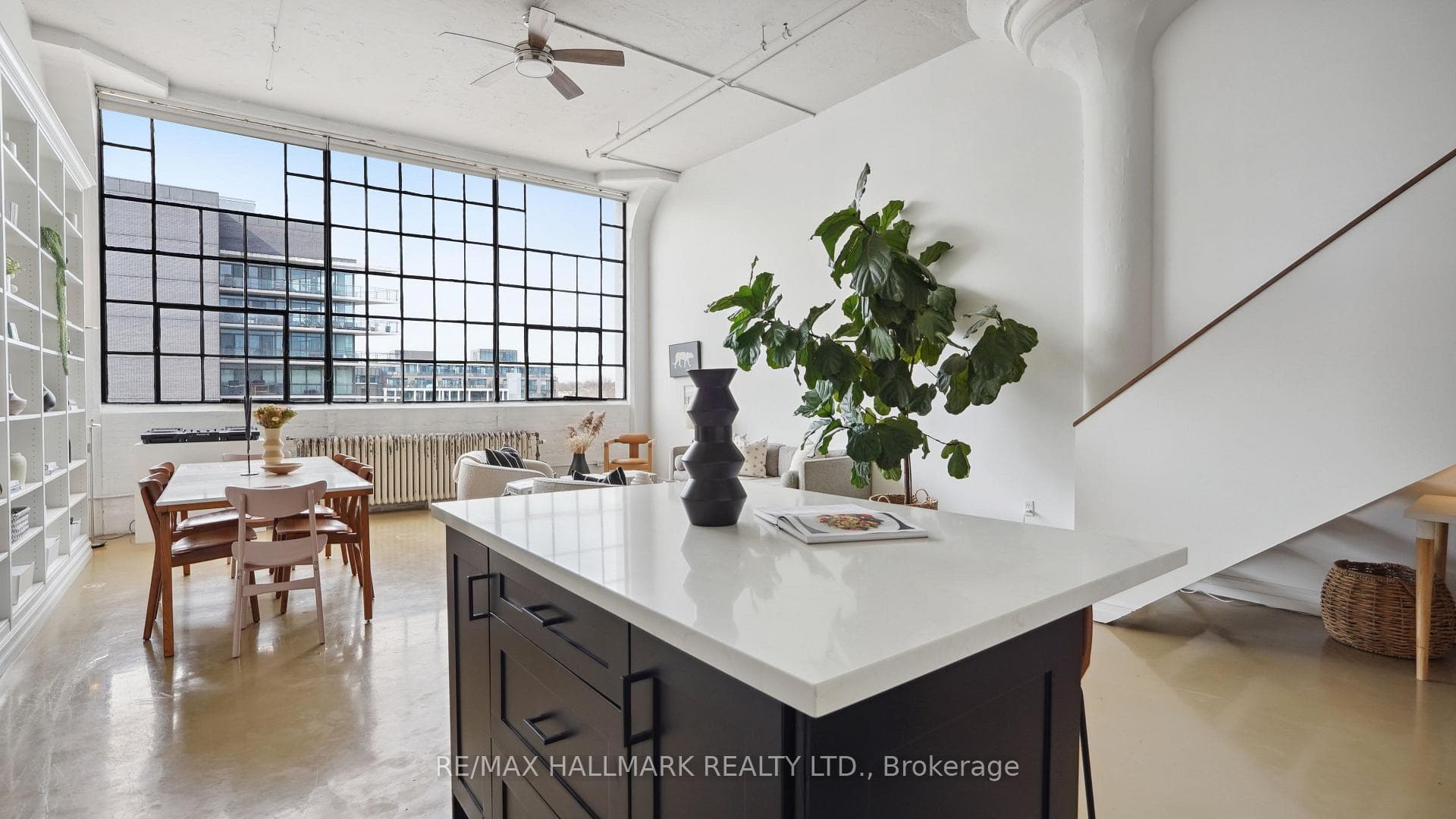 245 Carlaw Avenue Unit 505A photo 27