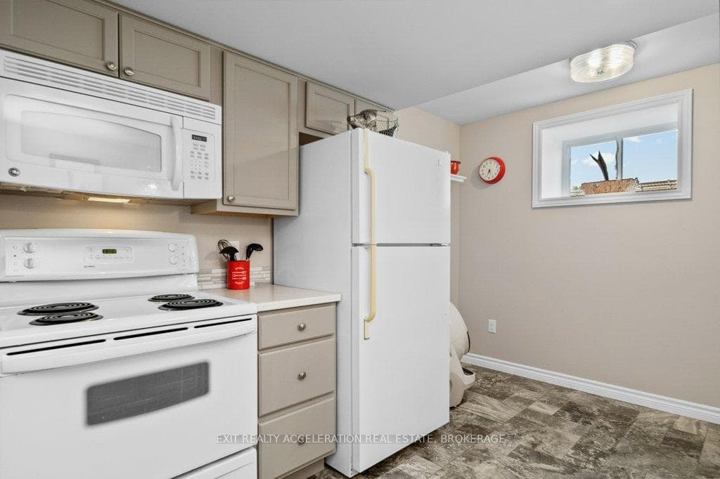 78 BEVERLY Street photo 24