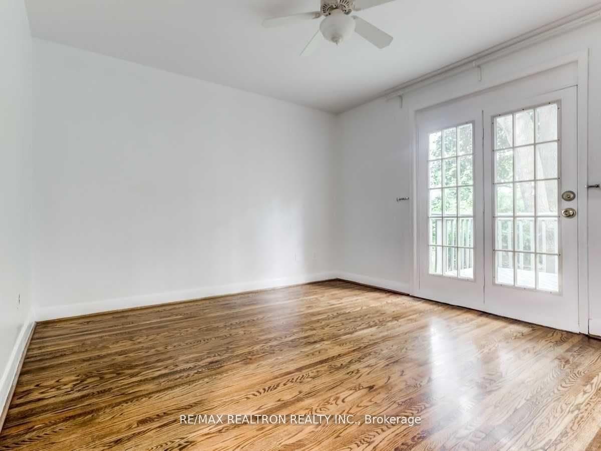 102 Drewry Avenue photo 11