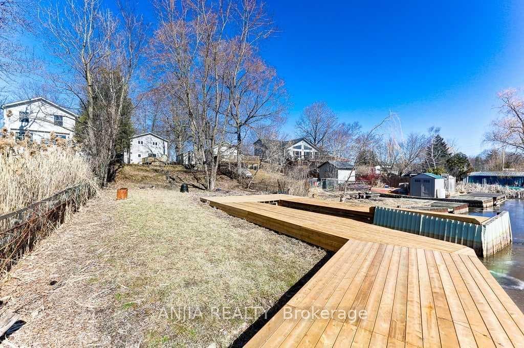 23 Riveredge Drive photo 16