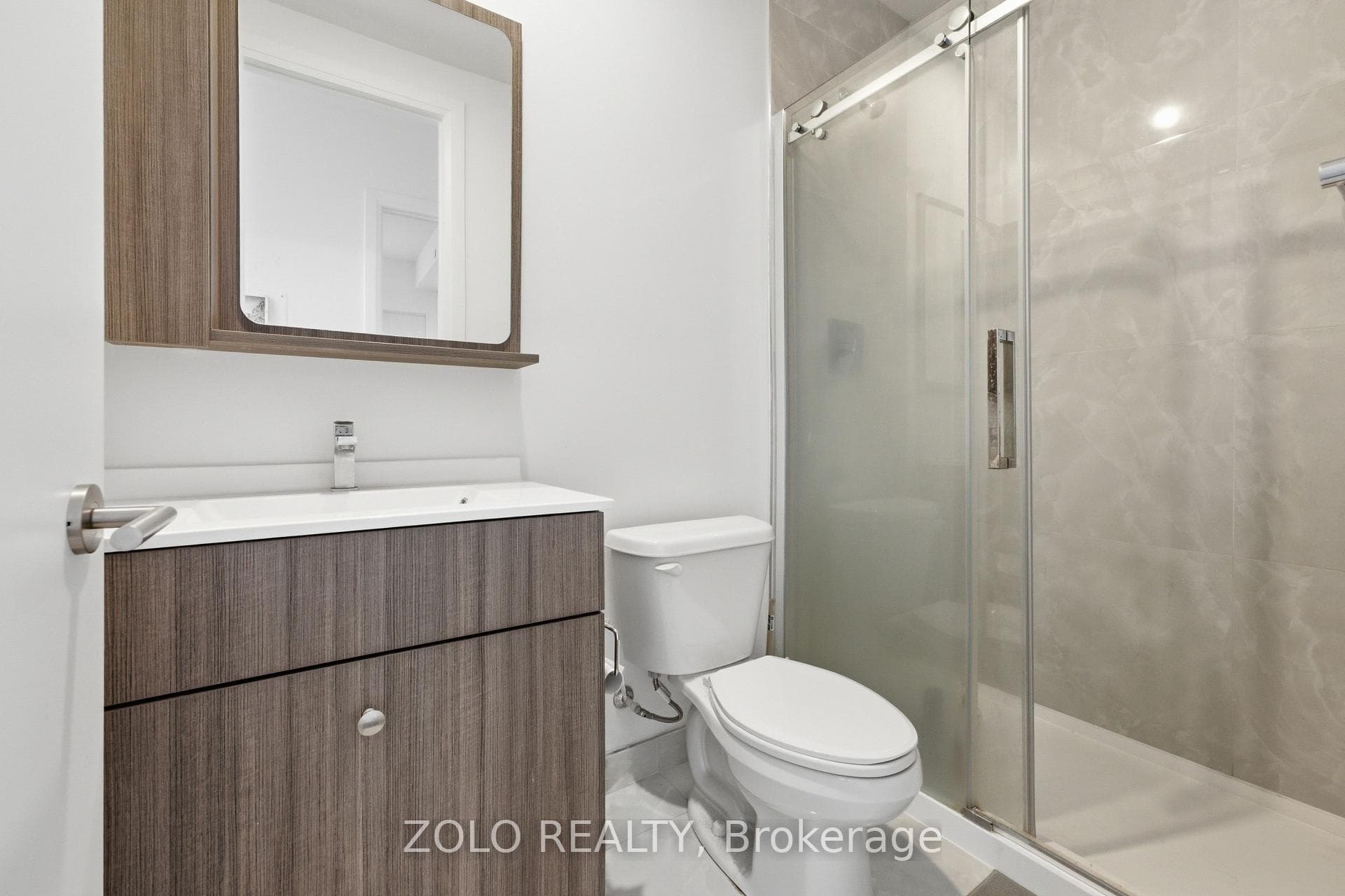 75 Canterbury Place Unit PH303 photo 14