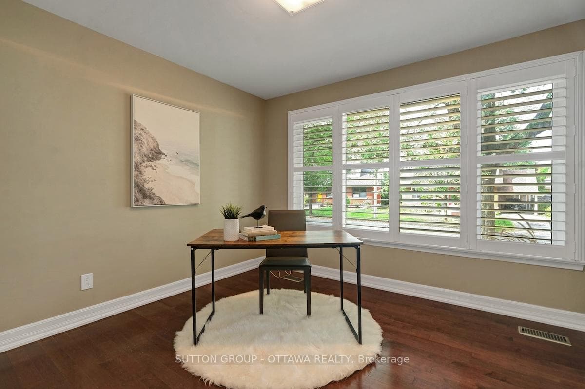 Main floor office/den