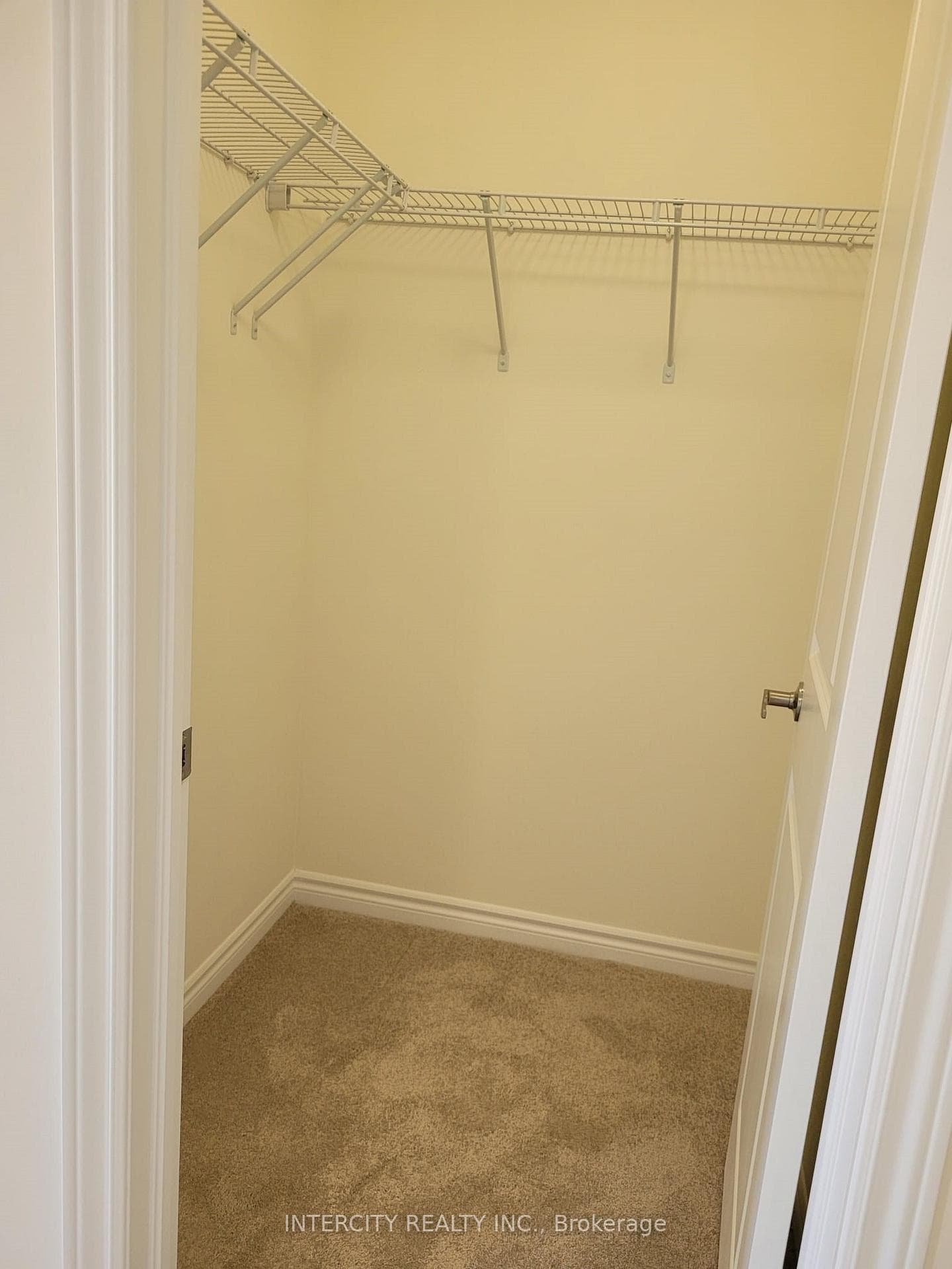 9 Purple Sage Drive photo 15