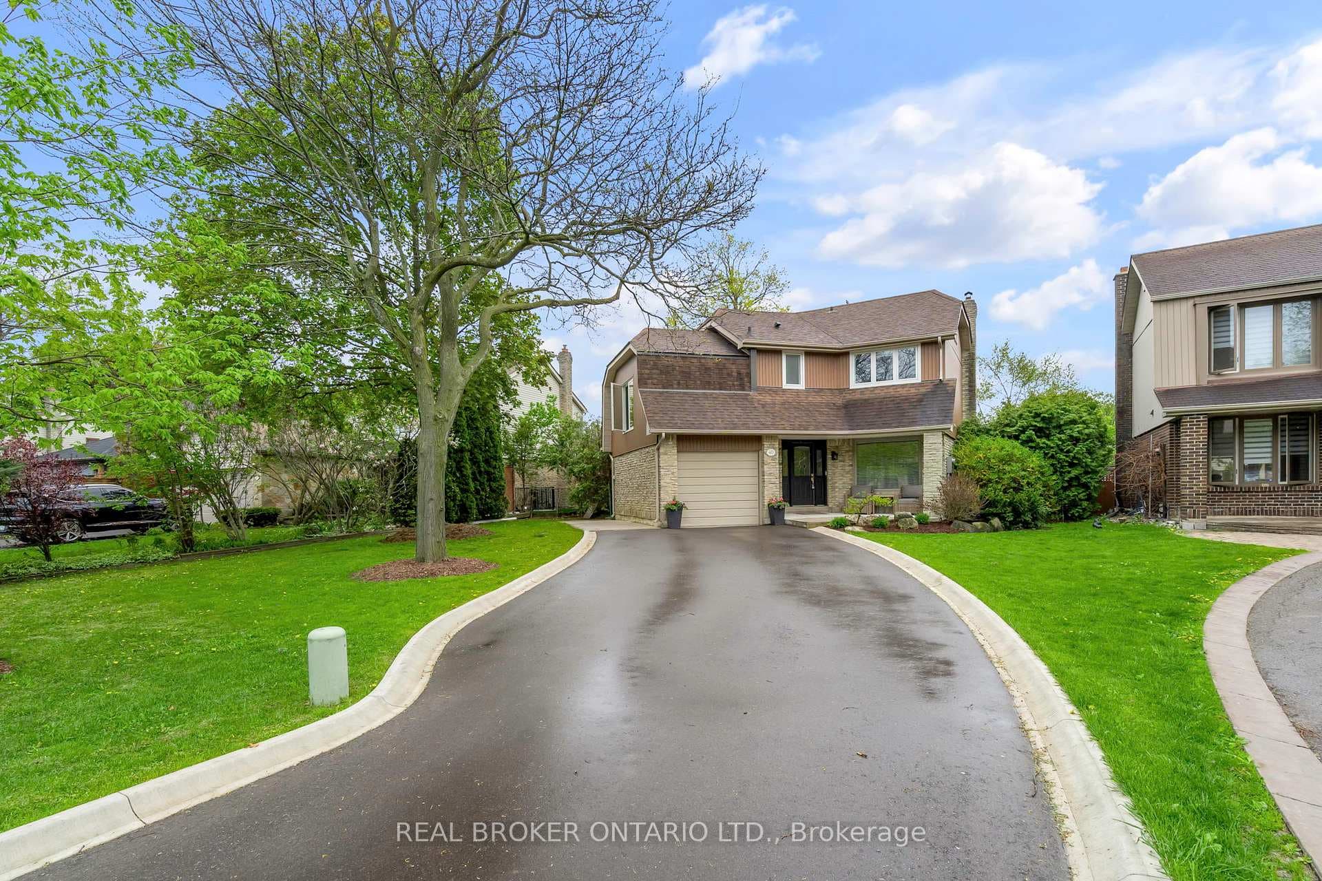 40 Montcalm Place photo 2