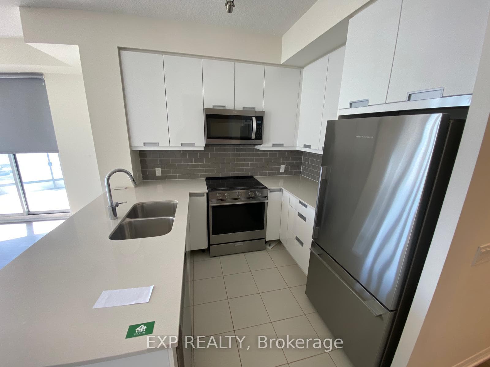 65 Watergarden Drive Unit 1104 photo 6