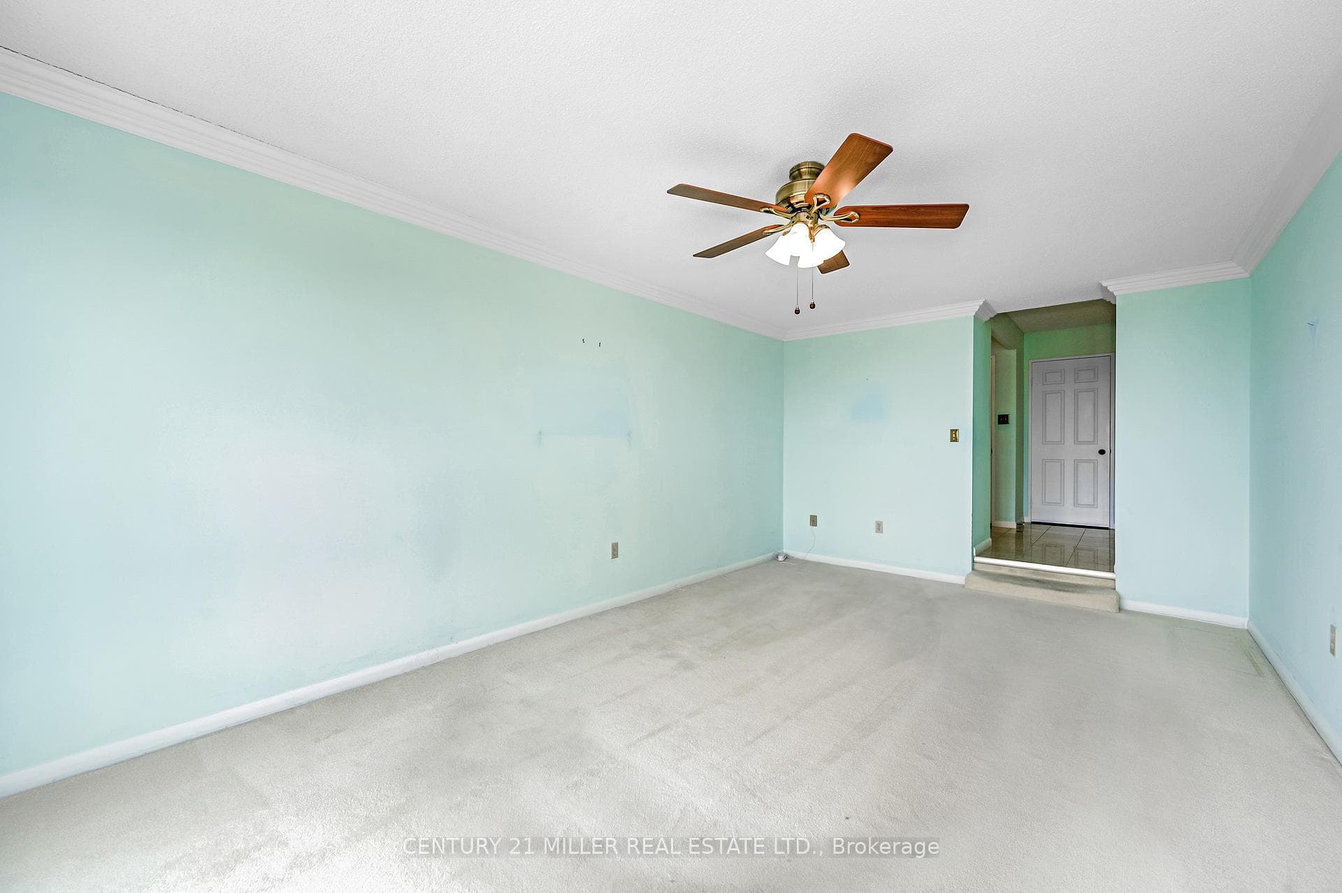 2170 Marine Drive Unit 1701 photo 16