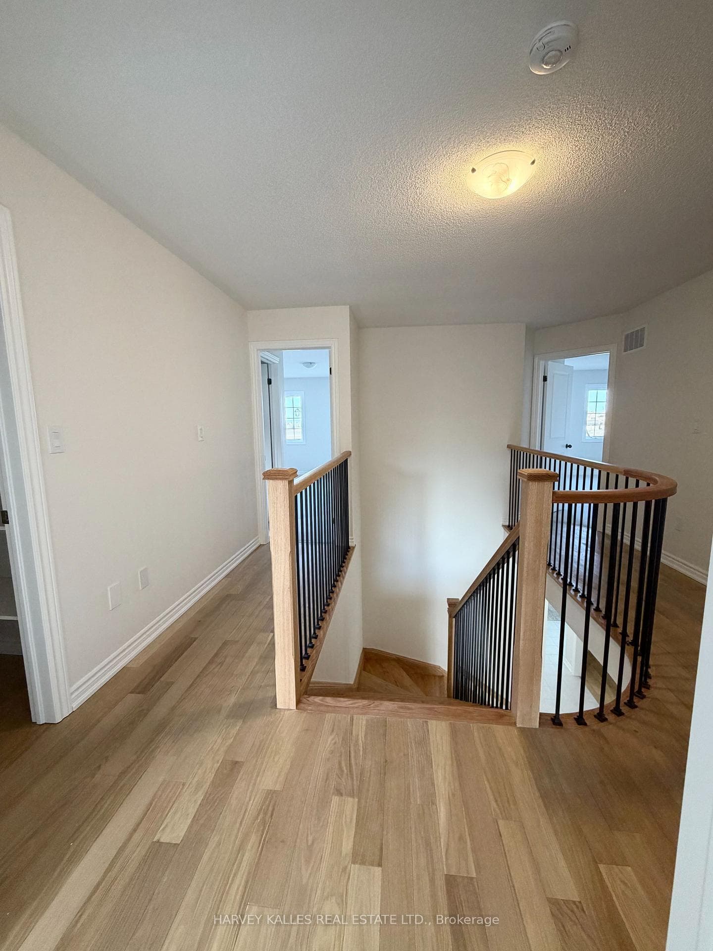 49 Lawrence D. Pridham Avenue photo 11