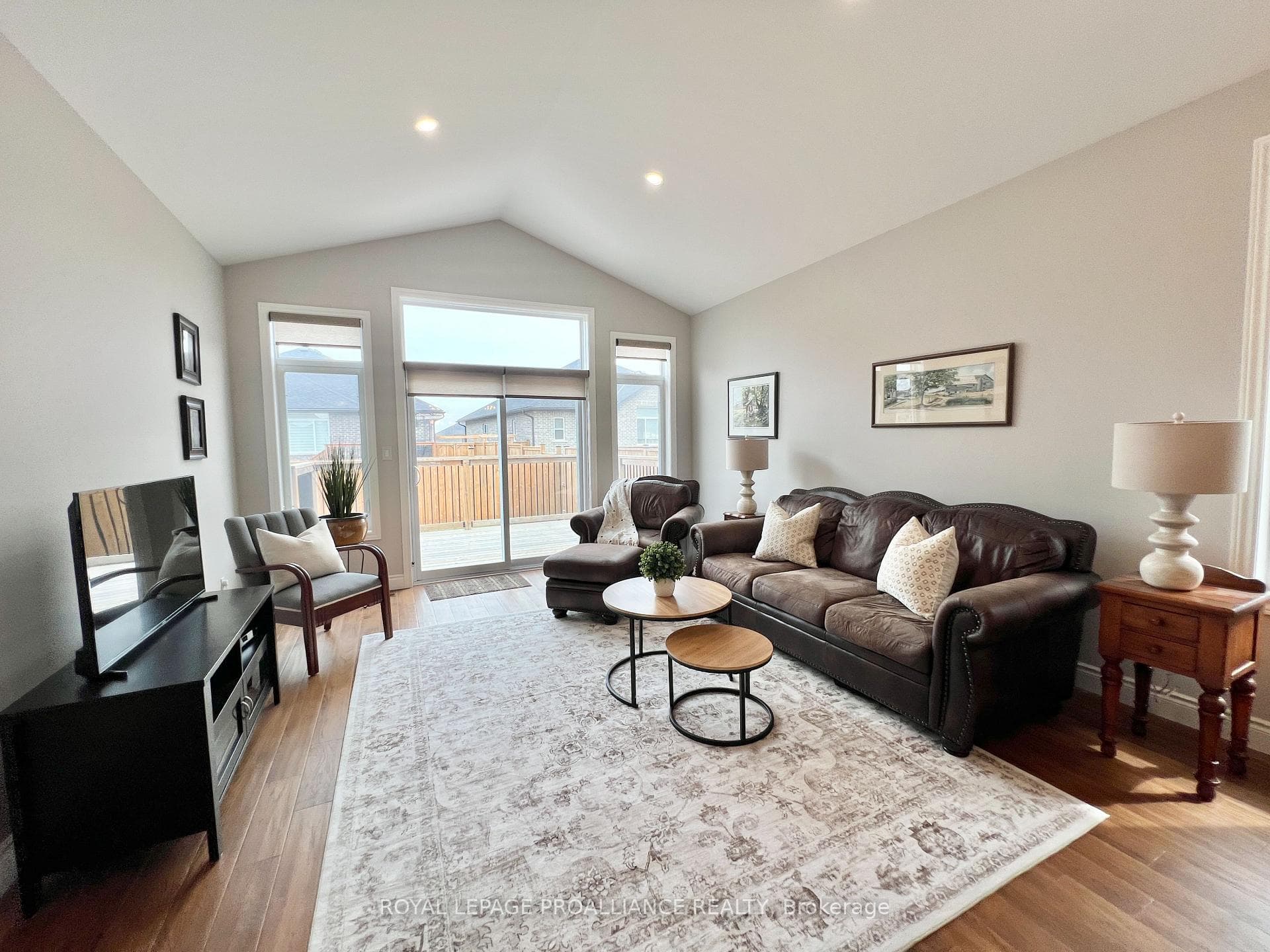 89 Hampton Ridge Drive photo 8