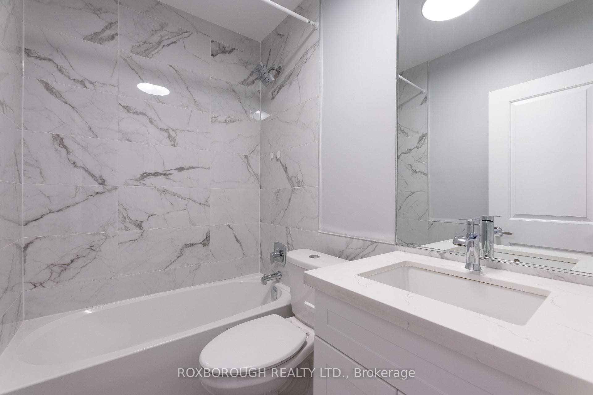 1738 Wilson Avenue Unit 7 photo 6
