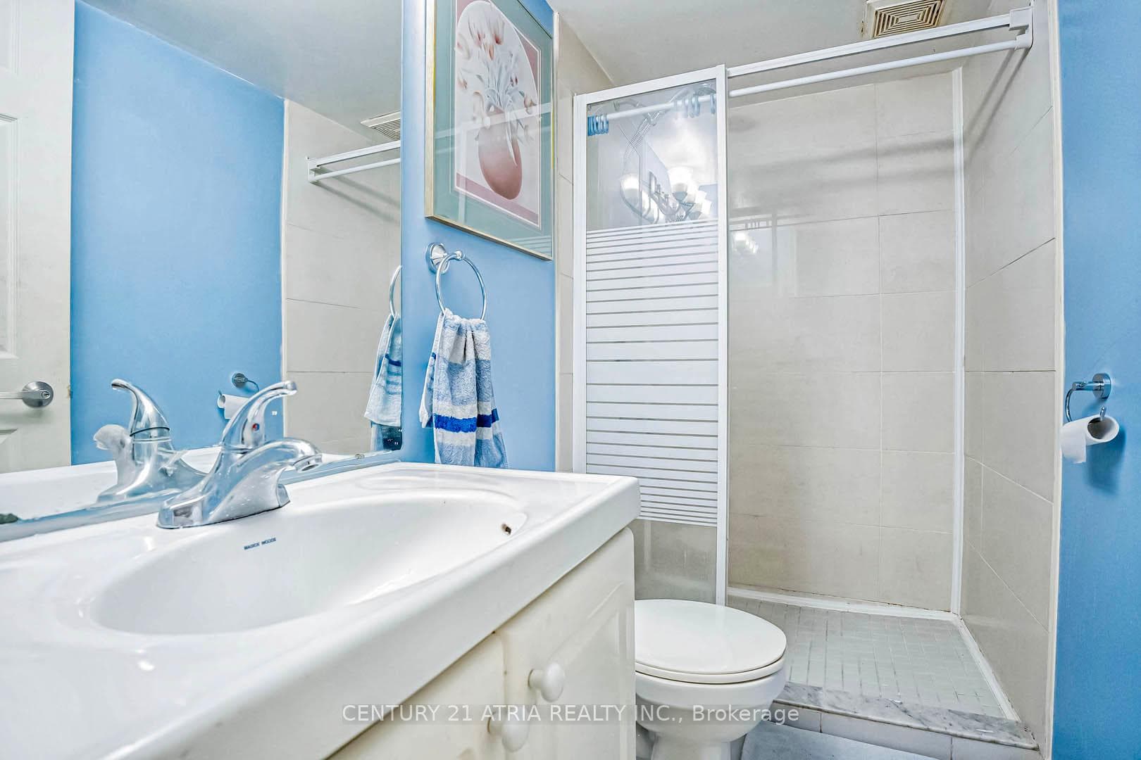 29 Sandham Crescent photo 31
